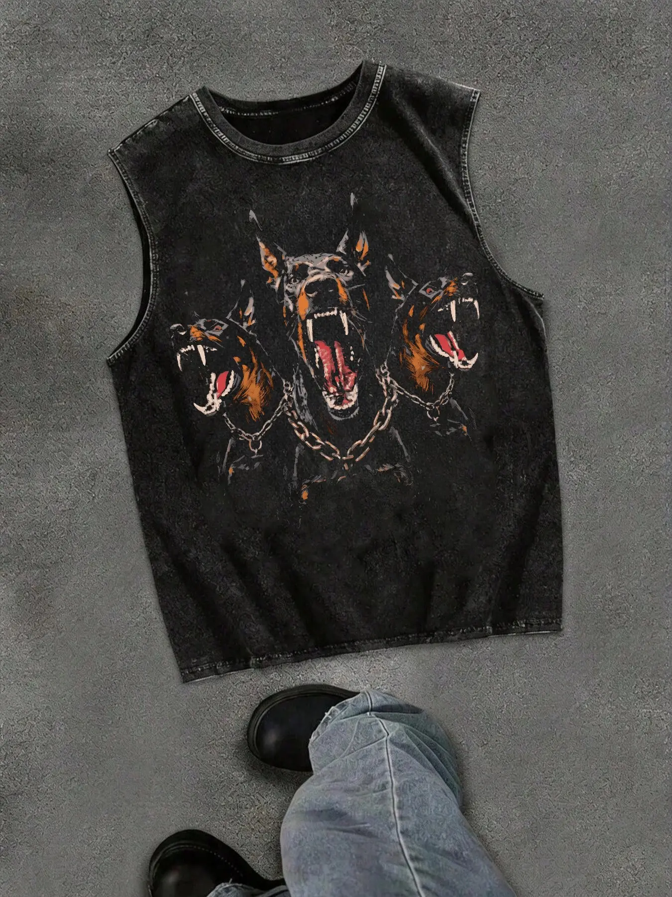 Men's Vintage Acid Washed Crew Neck Sleeveless Tank Top, Three Angry Doberman Dog With Chain Graphic Print Loose Oversized Grunge Street Streetwear Workout Vest For Summer Daily Gym Wear