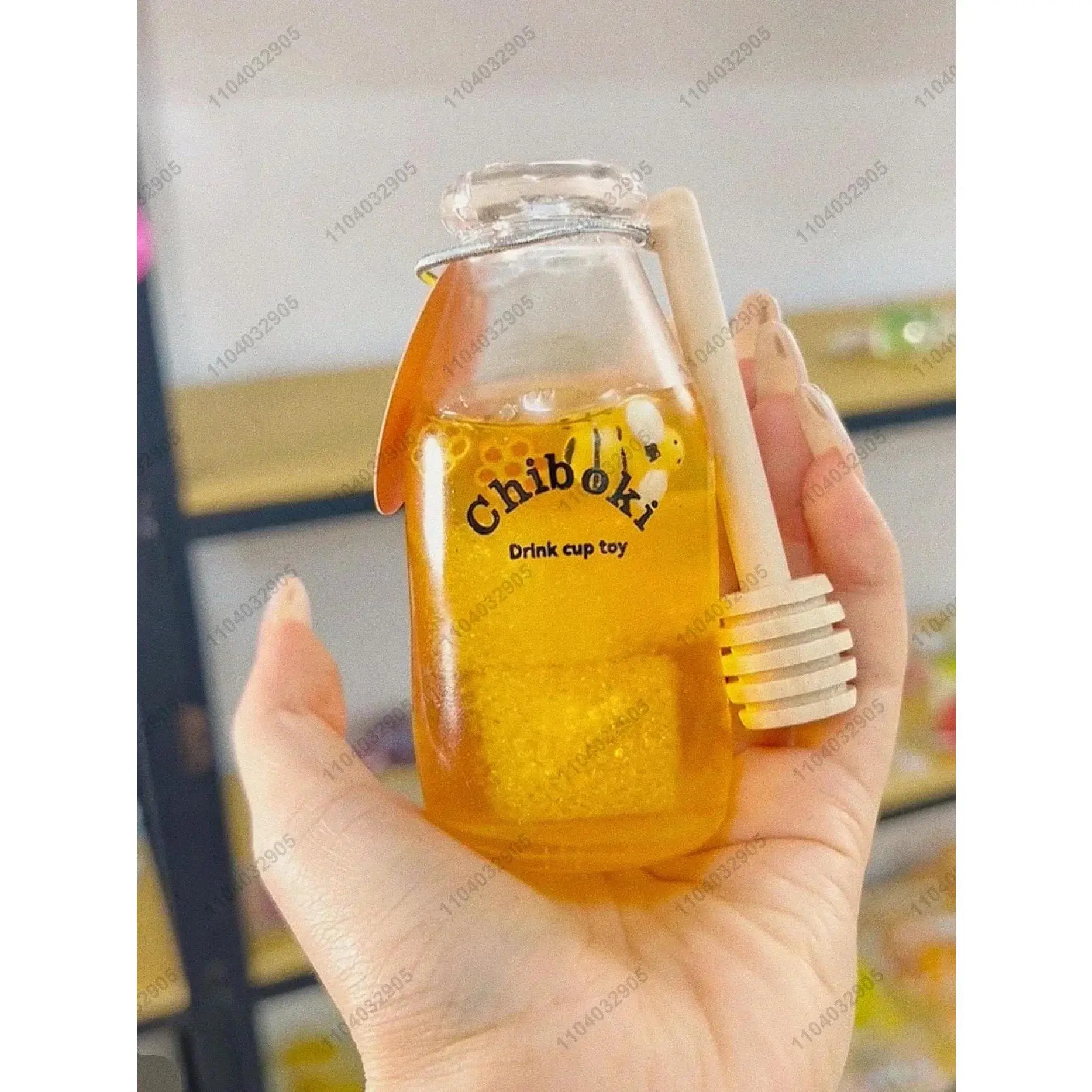Honey bottle
