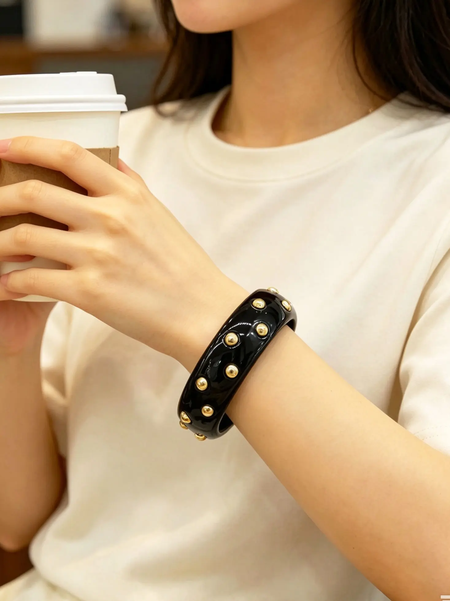 New American Retro Transparent Glitter Resin Rivet Bracelet, Unique Design Wide Band Wristband, Versatile Accessory for All