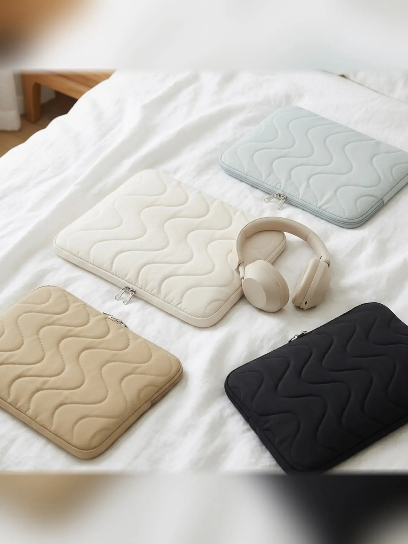 Korean Style Wave Pattern Quilted Laptop Bag, 10-11 Inch iPad Sleeve, 14 Inch Notebook Shockproof Inner Case, Pure Color Design