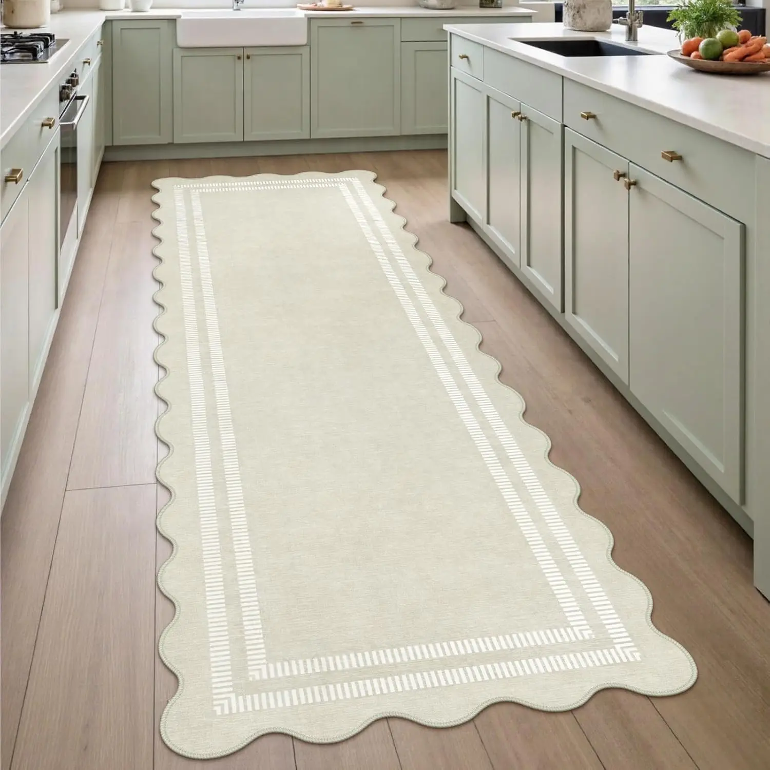 Washable Runner Rug 2.6x8 Kitchen Hallway Scalloped Rugs, Non Skid Stain-Resistant Indoor Rug Soft Entryway Carpet Runner for Bathroom Laundry Room
