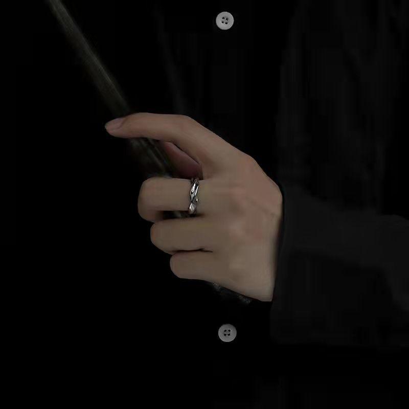 Gift Mobius ring ring ring niche design senior couple model men and women a pair of 520 Valentine's Day gifts