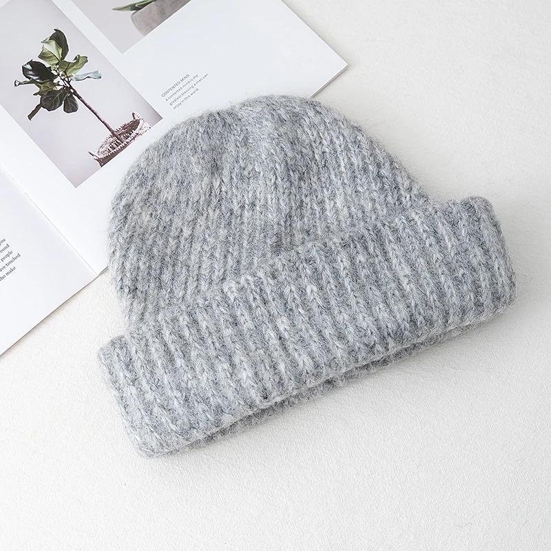New Style Winter Warm Solid Color Slouchy Winter Hats Beanie Cap Y2k Warm Cap For Women Cap Winter Outdoor Knitted Girl Hats