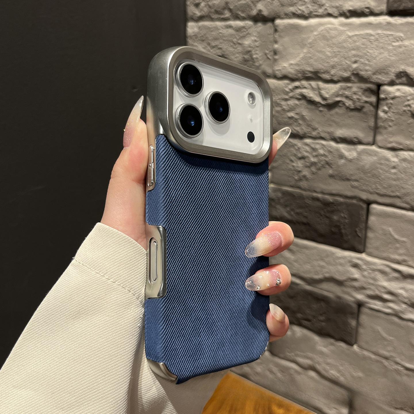 Retro Embossed Denim Pattern Phone Case for IP17ProMax IP16 Electroplated Silver Soft Case 15/14/13Pro Anti-Drop Protection Fashionable Durable Electroplated Silver Finish