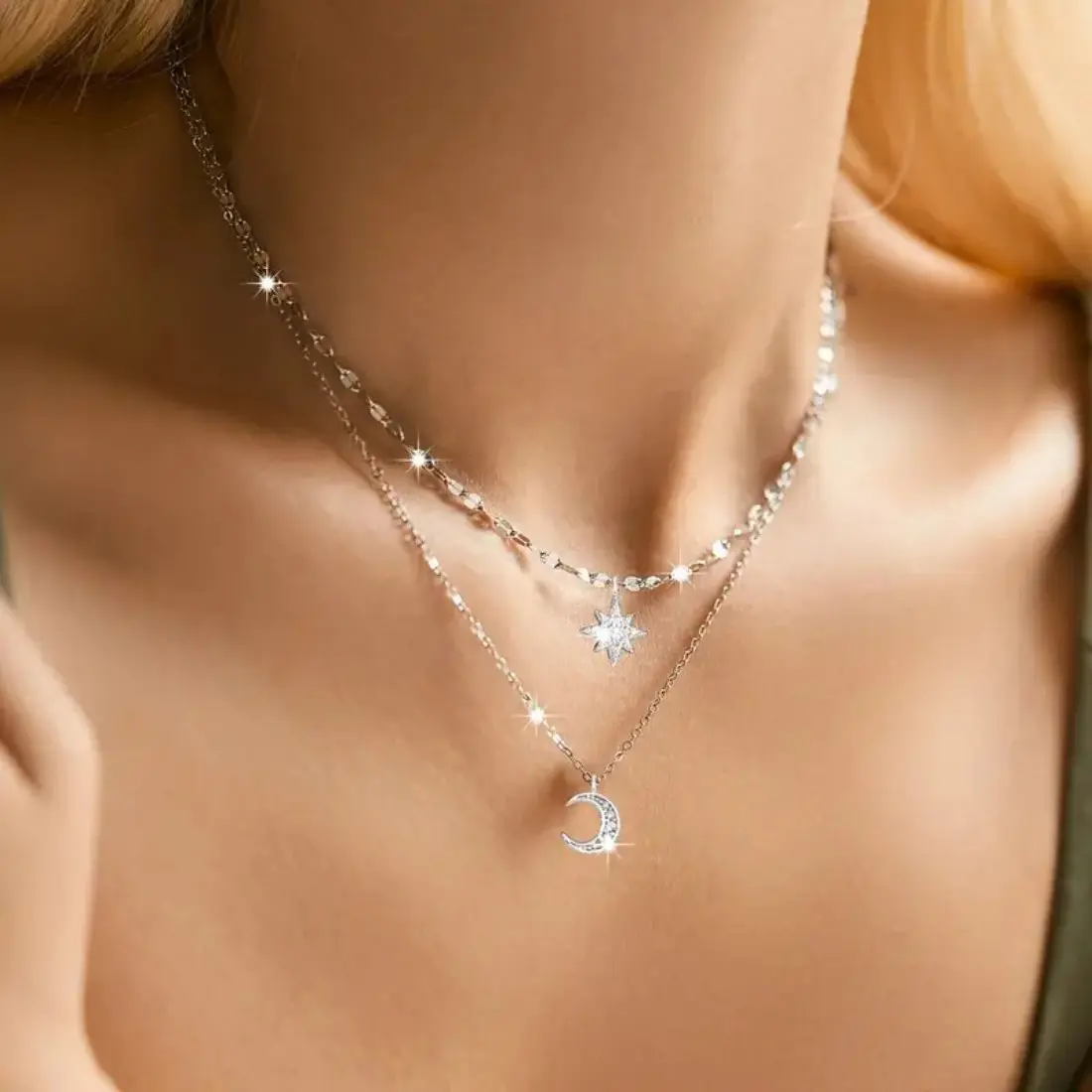 Women's Silver Double-Layer Star Moon Necklace - Dainty Rhinestone Pendant Collarbone Chain, Elegant Minimalist Celestial Fashion Accessory for Evening, Daily Wear, Chic Female Gift, Chic Gift, Everyday Chic Gift