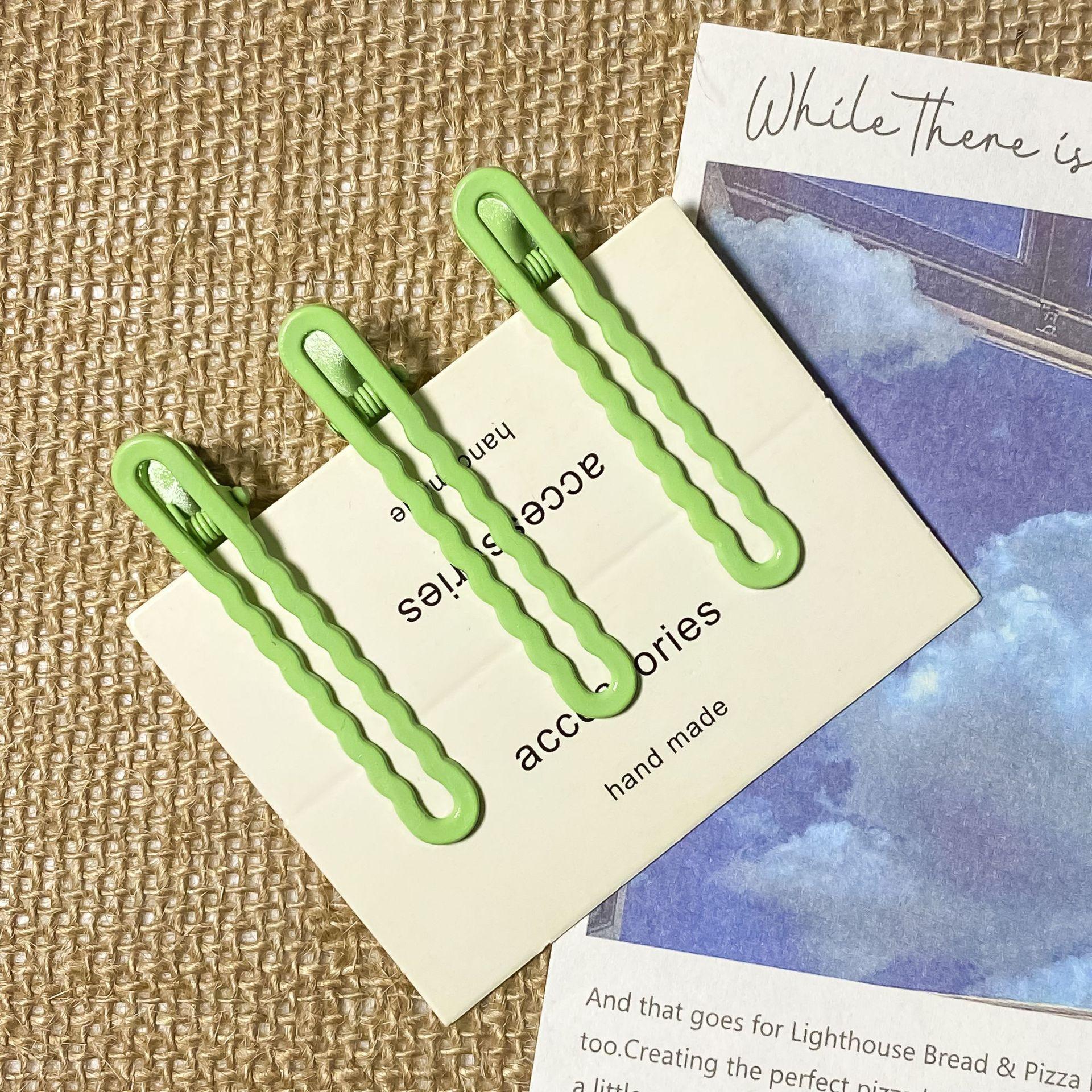 (Random Default Gift) 6cm Duckbill Clip Hairpin DIY Base Wave Clip Broken Hair Clip Bangs Clip Seamless One-word Clip Non-damaging Hair Accessories