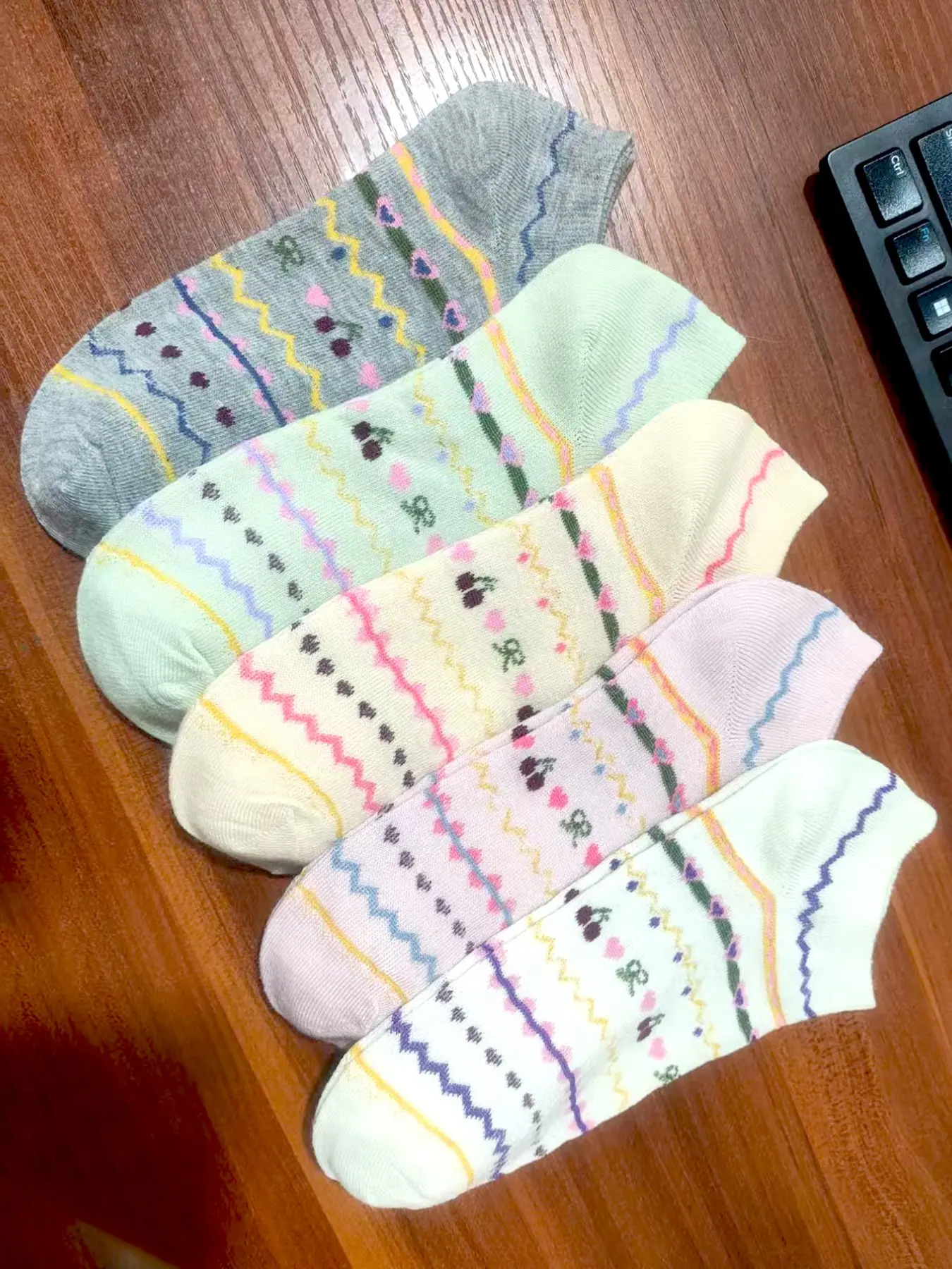 5 Pairs Women's Socks, Vintage Court Style Cute Patterns, Comfortable Soft Casual Ankle Socks, Office Wear Low Top Half-Invisible Crew Socks