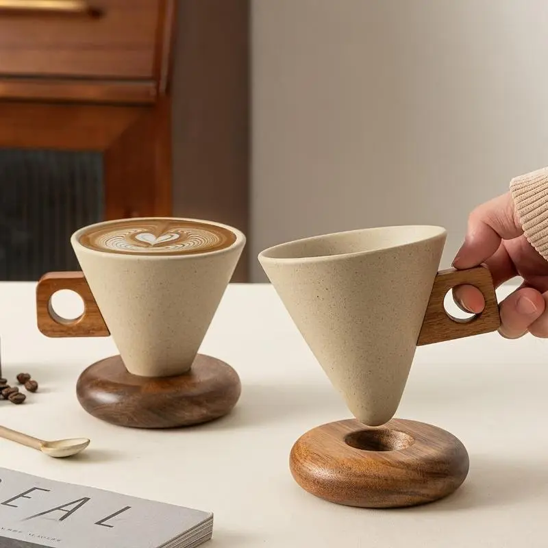 Vintage Ceramic Mugs and Saucer Set - Personal, Stainproof Classic Retro Ceramic Tableware for Women, Ideal for Coffee/Tea & Daily Home Indoor Recreation Use
