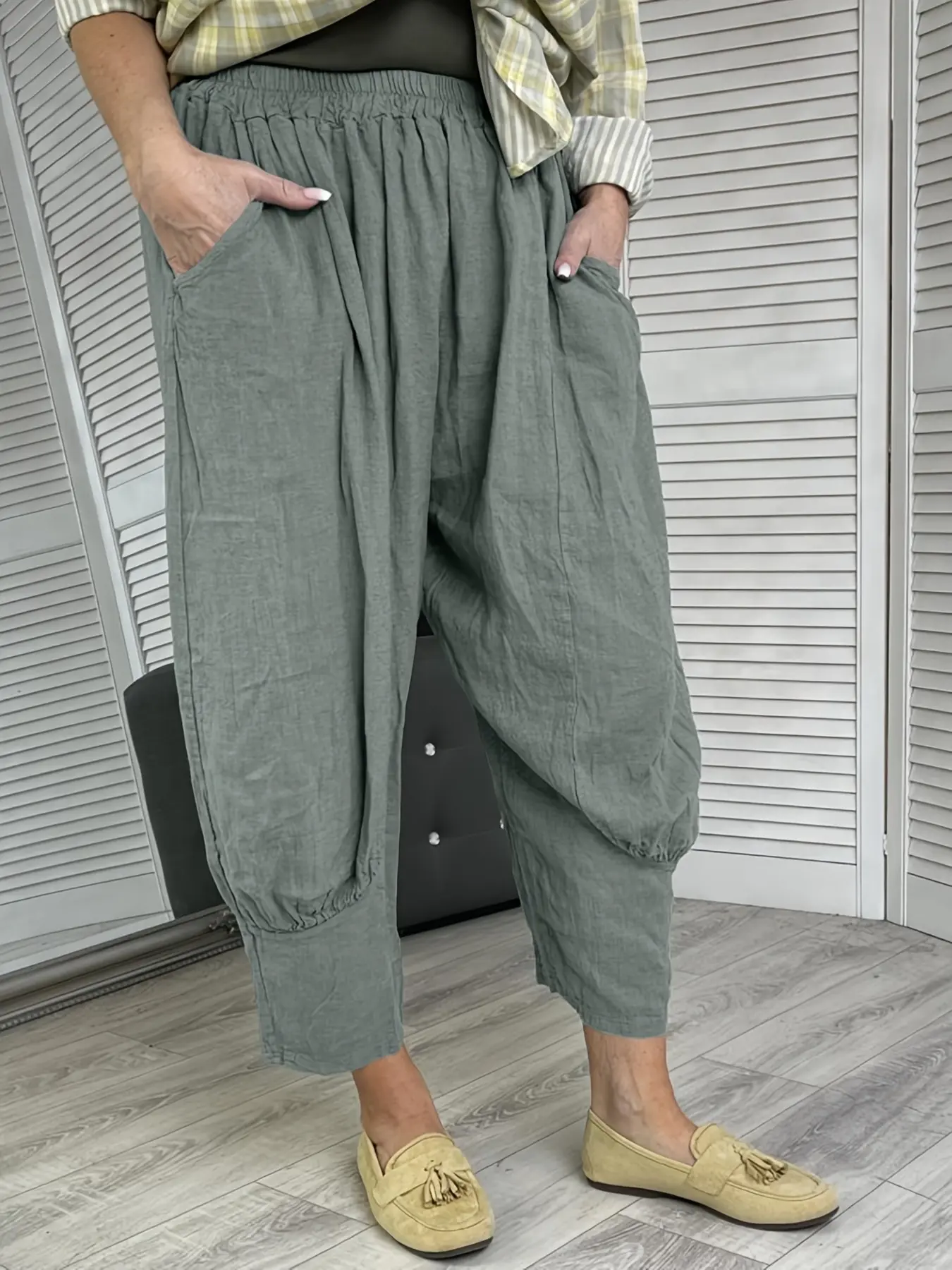 Plus Size Women Elastic Waist Harem Pants, Casual Loose Trousers With Pockets