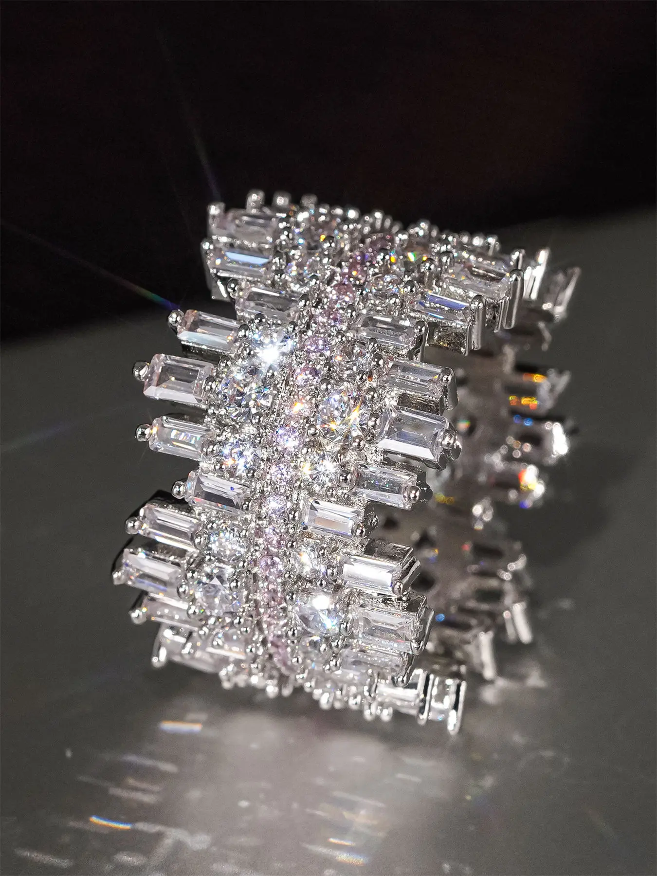 1 PC Elegant Cubic Zirconia Ring For Women For Wedding Engagement Anniversary Party Jewelry Valentine's Day Gift Geometric Rings Geometric Design Ring