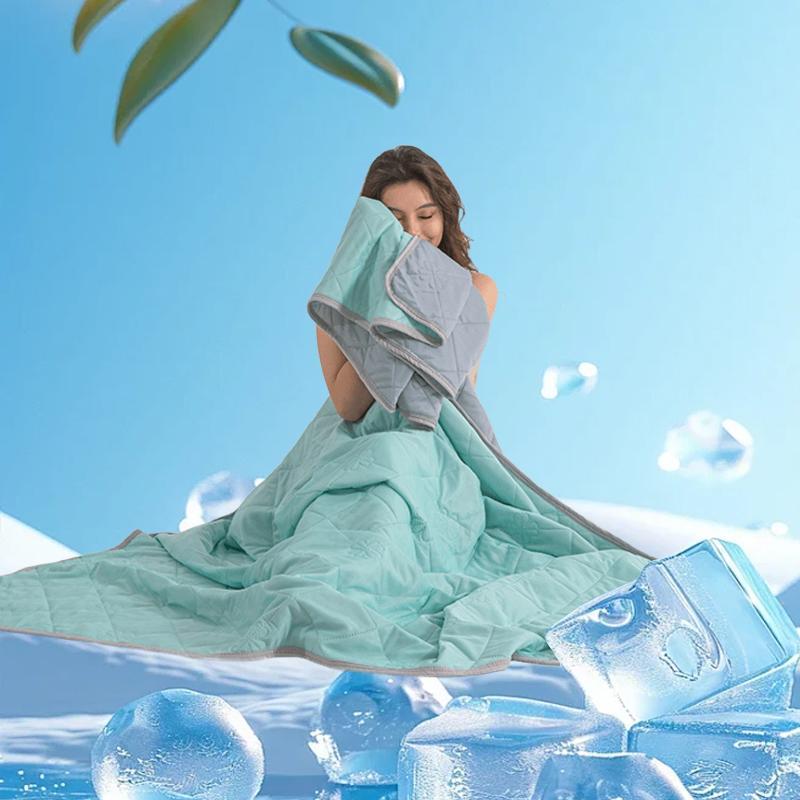 1 count Cooling Summer Blanket, Soft Breathable Bedding, Lightweight Throw for Living Room, Ideal for Hot Weather Sleep,