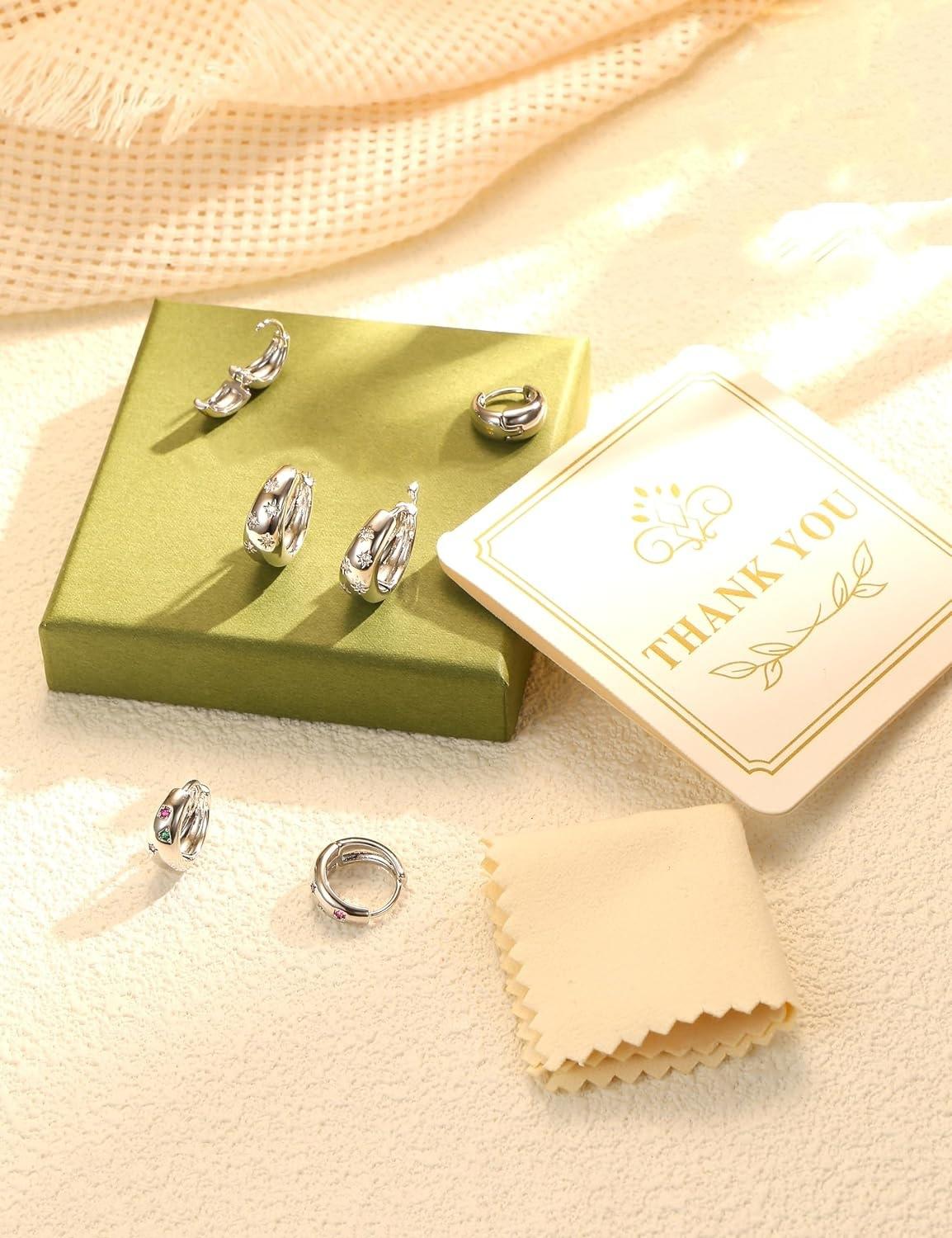 Fashionable and trendy high-end new product, stylish, simple, elegant, exquisite, colorful diamond star three-piece earring set, gift for women