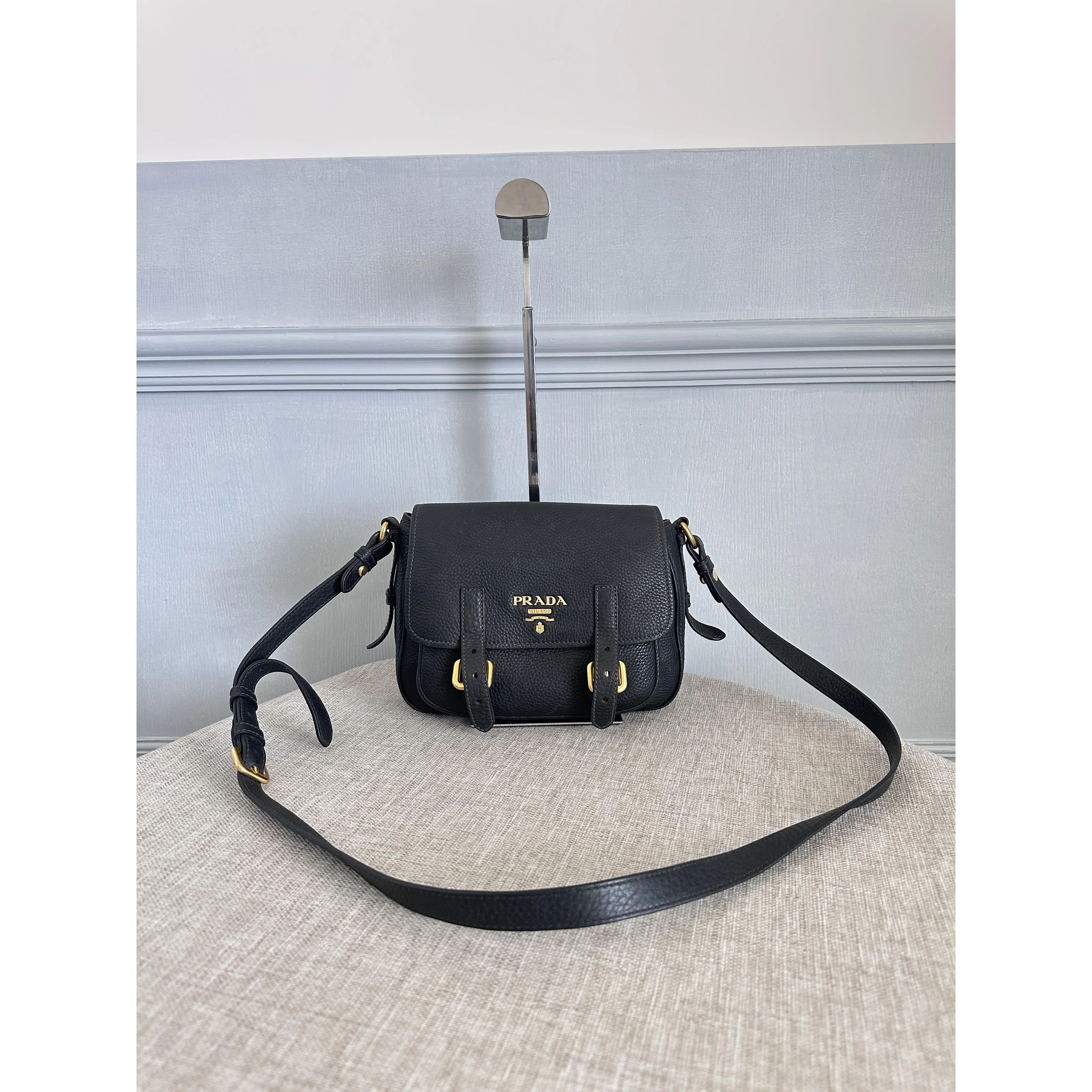 Pre-owned PRADA Black Pebbled Leather Flap Messenger Crossbody Bag, Pre Loved Crossbody Handbag