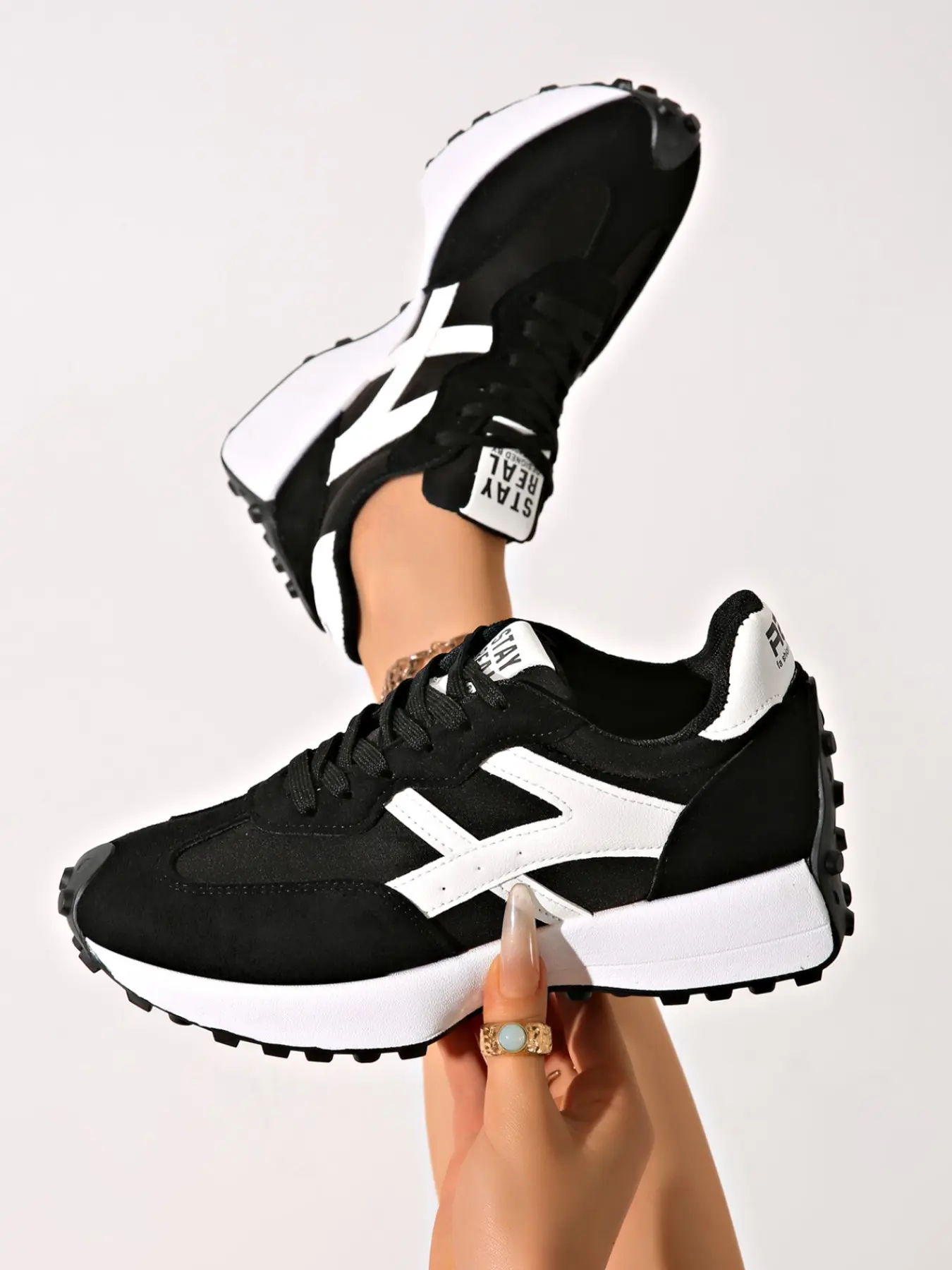 2026 New Arrival, Vintage Casual Style, Unisex, Multi Colors, Color Block Patchwork Platform Retro Running Sneakers, Suede Fabric Combination, Wear-resistant Anti-slip Gum Serrated Outsole, Lace Up Snug Fit Design, Light Cushion, Fashion Running Sneakers