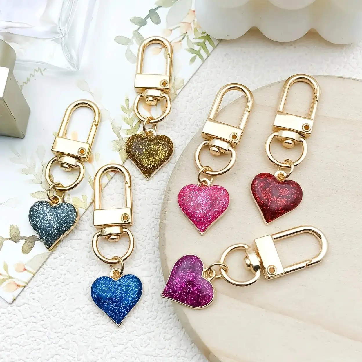 6Pcs Colorful Golden-drip Heart Bag Charms, Minimalist Keychains, Cute Decor for Backpack, Wallet & Earphone Case, Gift for Valentine's Day, Birthday & Back to School