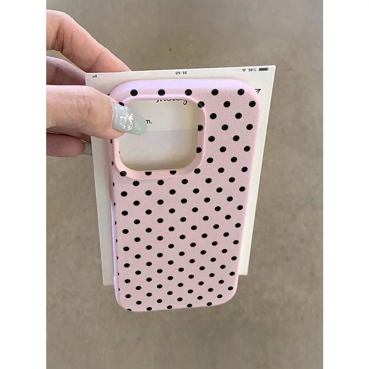Polka Dot Pattern Fashion Leather Shockproof 1pc Black Polka Dot Pattern, Large Hole Pink Leather Shockproof Phone Case, TPU Material, Suitable As Holiday Gift, Compatible With IPhone Xs/Xsmax/11 12 13 14 15 16pro/Promax/17, Unisex Spring Gift