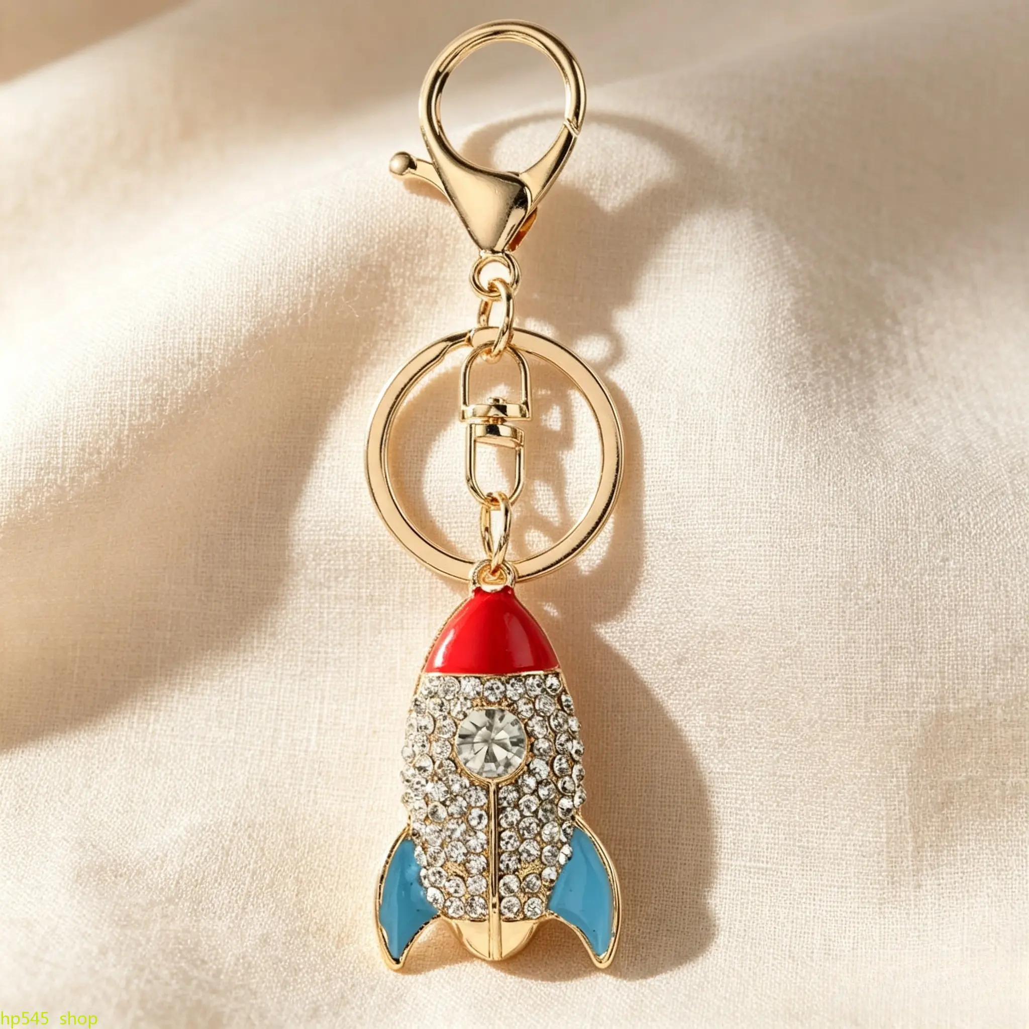 Rocket Keychain Charm, Cute Mini Rocket Pendant, Trendy Aesthetic American Style Accessory, Unique Fashion Ornament for Car Key Ring, Backpack & Purse, Fun Casual Gift for Teens and Young Adults