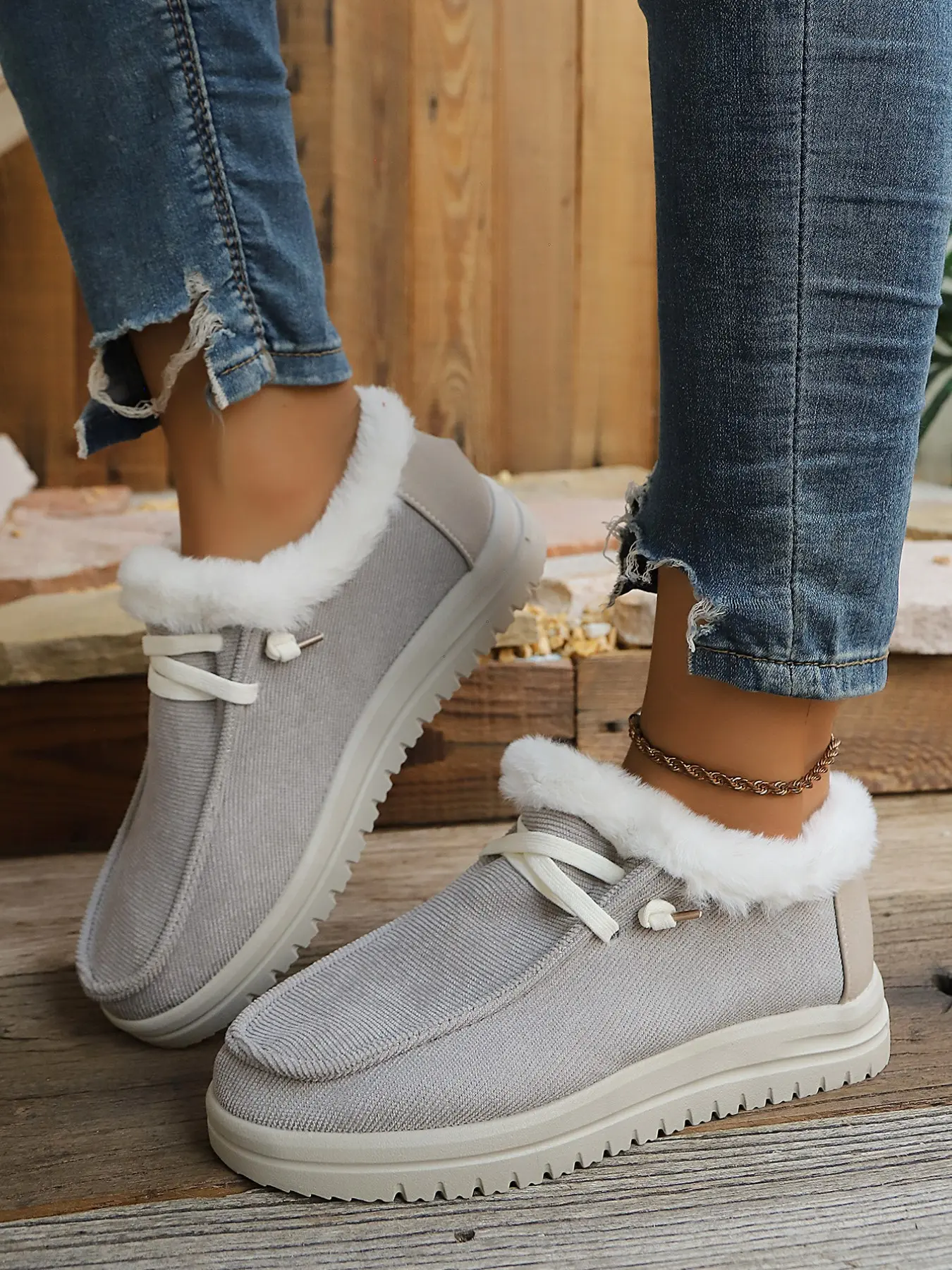 Women's Winter Faux Fur Lined Loafers, Comfortable Slip-On Warm Outdoor Flat Shoes, Ideal for Daily Wear and Commuting