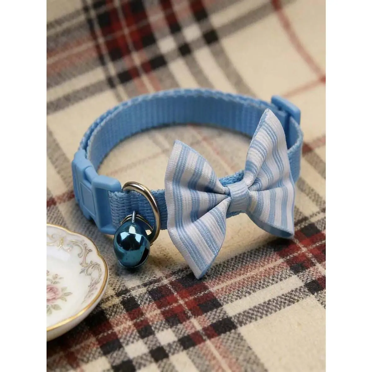 Adjustable Plaid Bowtie Polyvinyl PVC Safety Collar for Cats and Dogs, Pet Supplies Accessory