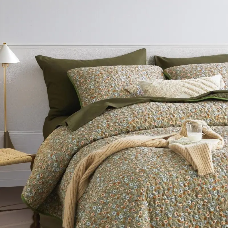 3-Piece Floral Print Bedding Set (Queen/Full Size) - Organic Cotton Seersucker Duvet Cover, Cooling Breathable Wrinkle Resistant Reversible Marshmallow Comforter, Vintage Cottagecore Garden Mellow Pillow, Machine Washable