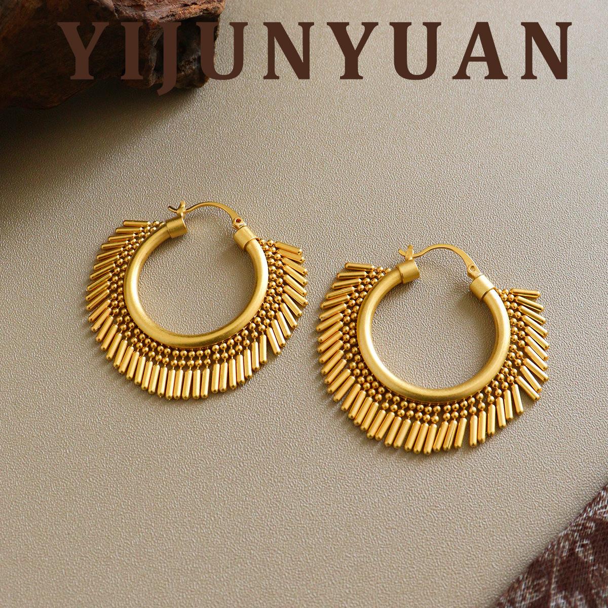 Vintage Gold Hoop Earrings for Women, Retro French Tassel Dangle Earrings, Minimalist Luxury Statement Earrings, Boho Chic Oversized Circle Earrings, Trendy 2026 Jewelry Gift