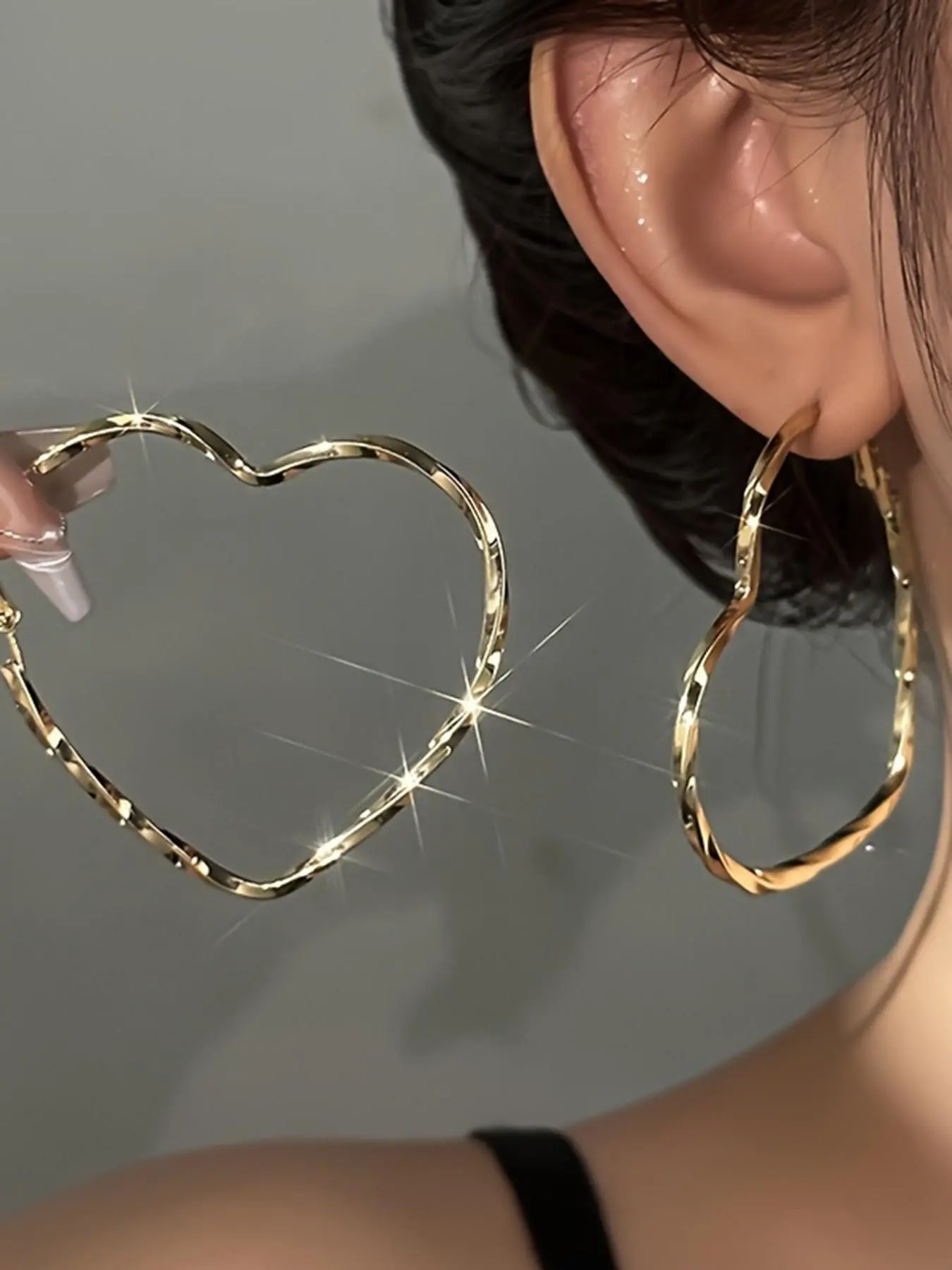 Heart-Shaped Large Earrings, Personalized Bold Design Heart Pendant Earrings, Y2K Earrings, Women's Fashion Party Jewelry, Vintage Style Earrings, Statement Earring