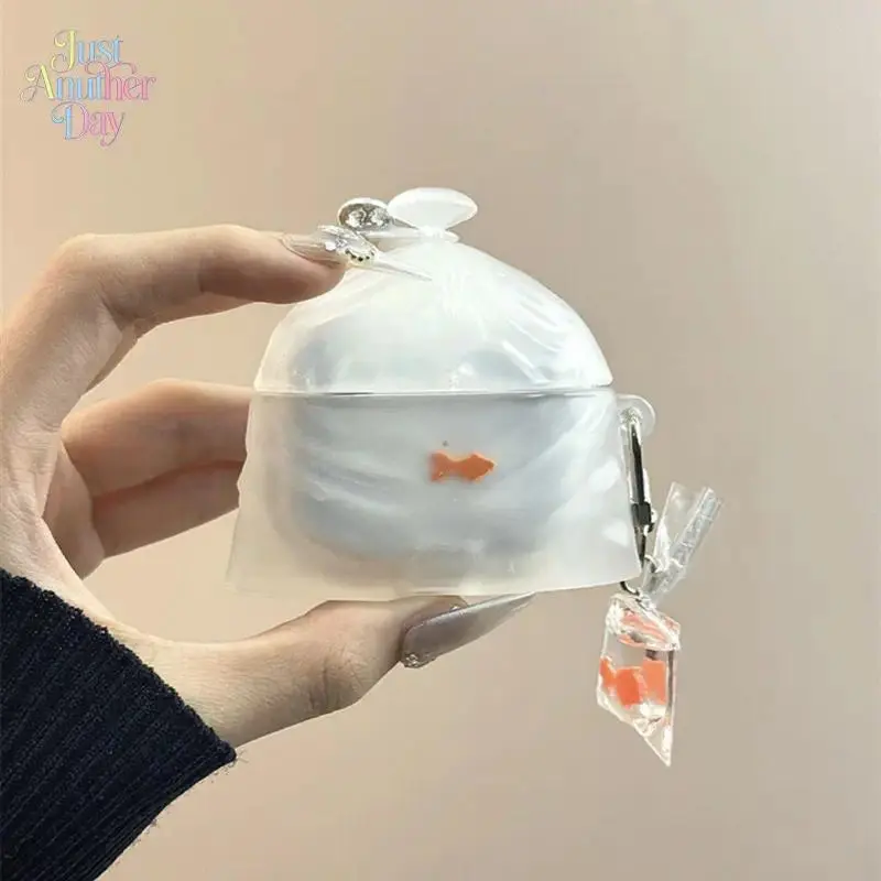 Cute Goldfish Silicone AirPods Case with Fish Charm, Protective Accessories for AirPods 1/2/3/Pro/4 Wireless Earbuds, Offering Reliable Protection