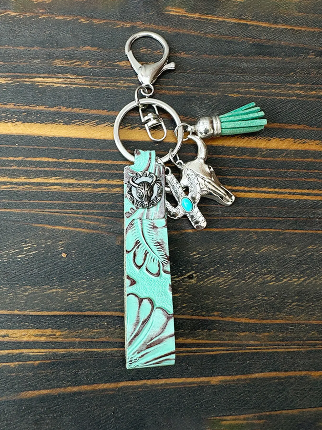 Vintage Western Embossed Cowhide Key Fob, Turquoise Sunflower Silver Tassel Bag Pendant, Boho Western Purse Charm, Ideal Birthday & Holiday Gift for Cowgirl & Western Style Lovers, Animal Keychain