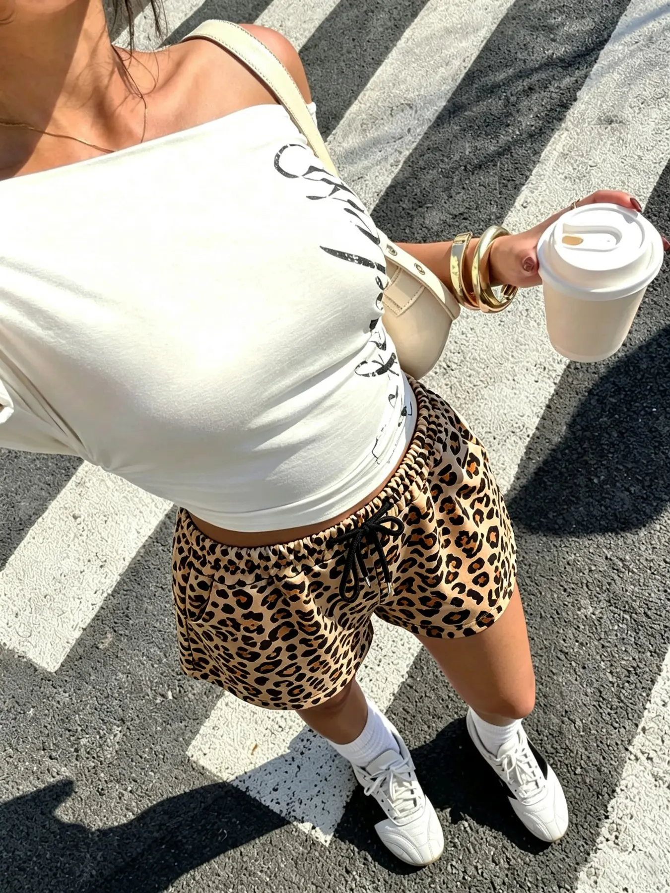 Y2K Women's American Style Sweet Cool Leopard All-Over Print Knit Casual Adjustable Drawstring Shorts with Pockets, Elastic Waist Loose Soft And Breathable Fit, Side Pocket Design, Suitable For Daily Home, Commute, Dating, Shopping And Fitness Outfits