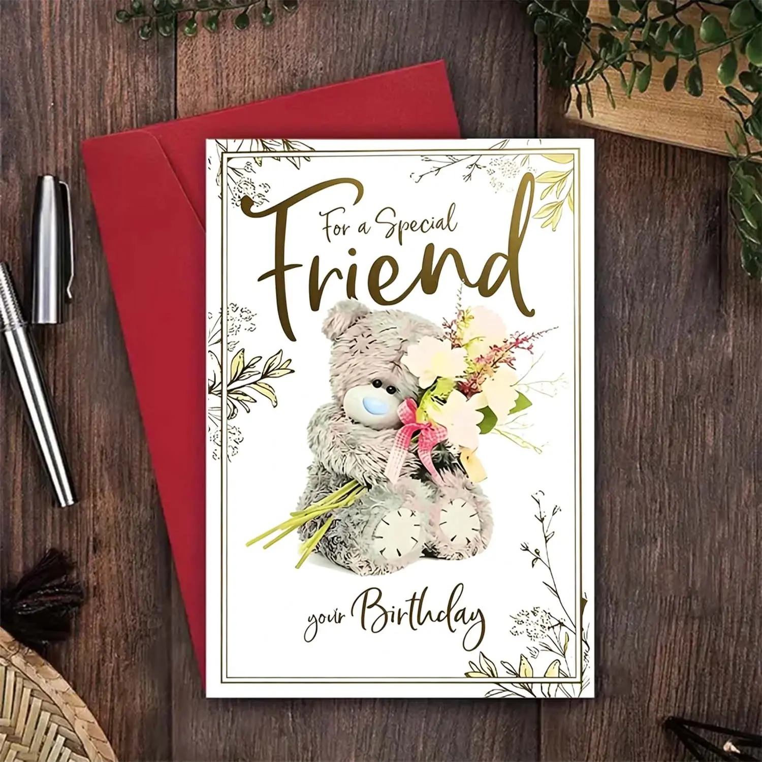 High-Quality 2Pcs Office Greeting Card Set - 1 Vibrant Patterned Card + 1 Red Envelope, Lightweight Classic Teddy Bear Hug Bouquet Floral Decoration for Office Preparation, Personal Use, Birthdays, 2Pcs (1 Cards + 1 Red Envelopes), Birthday-Themed Greetin