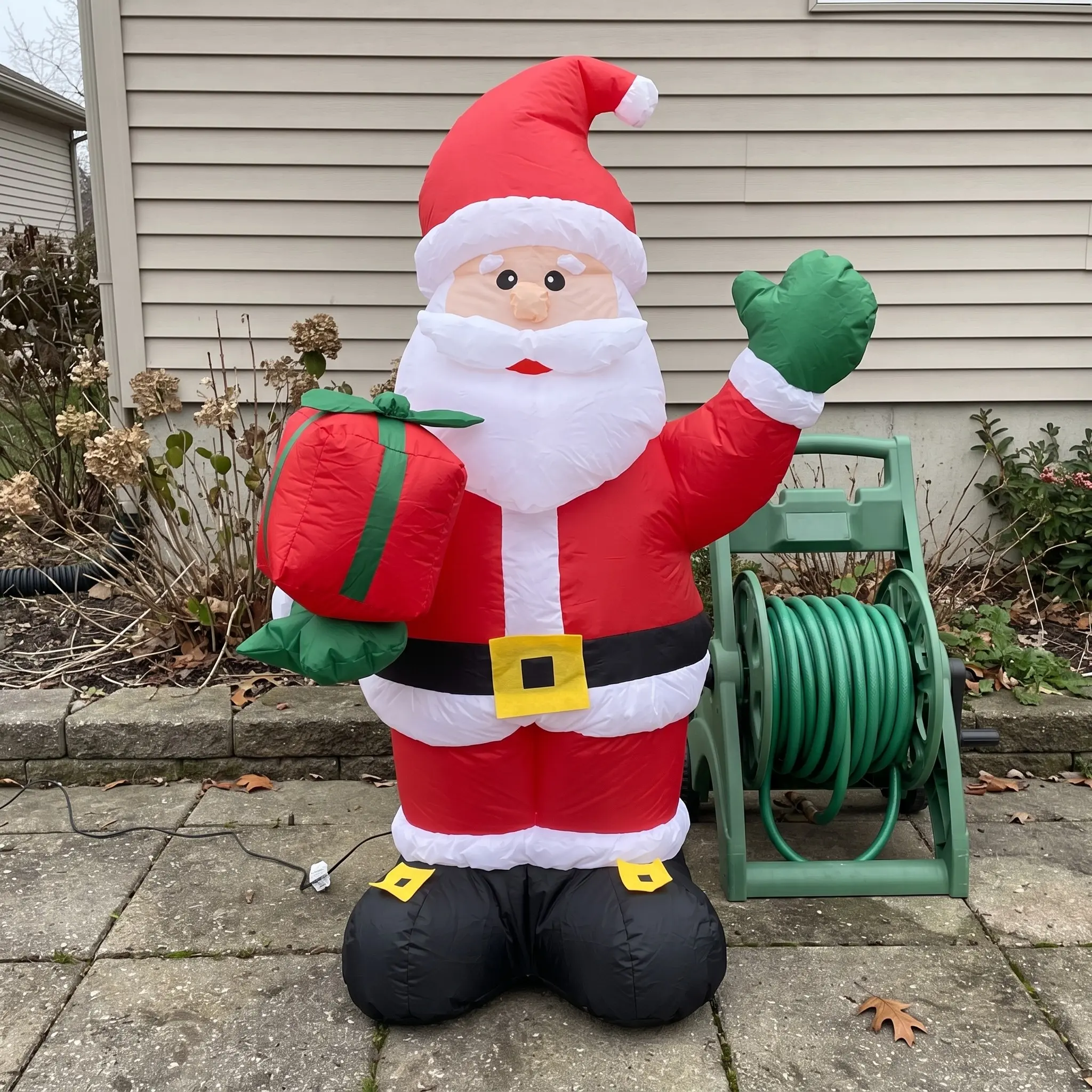 Santa with Oversized Gift Sack Inflatable, Eye-Catching Outdoor Christmas Yard Decoration, Instant Holiday Cheer & Party Display