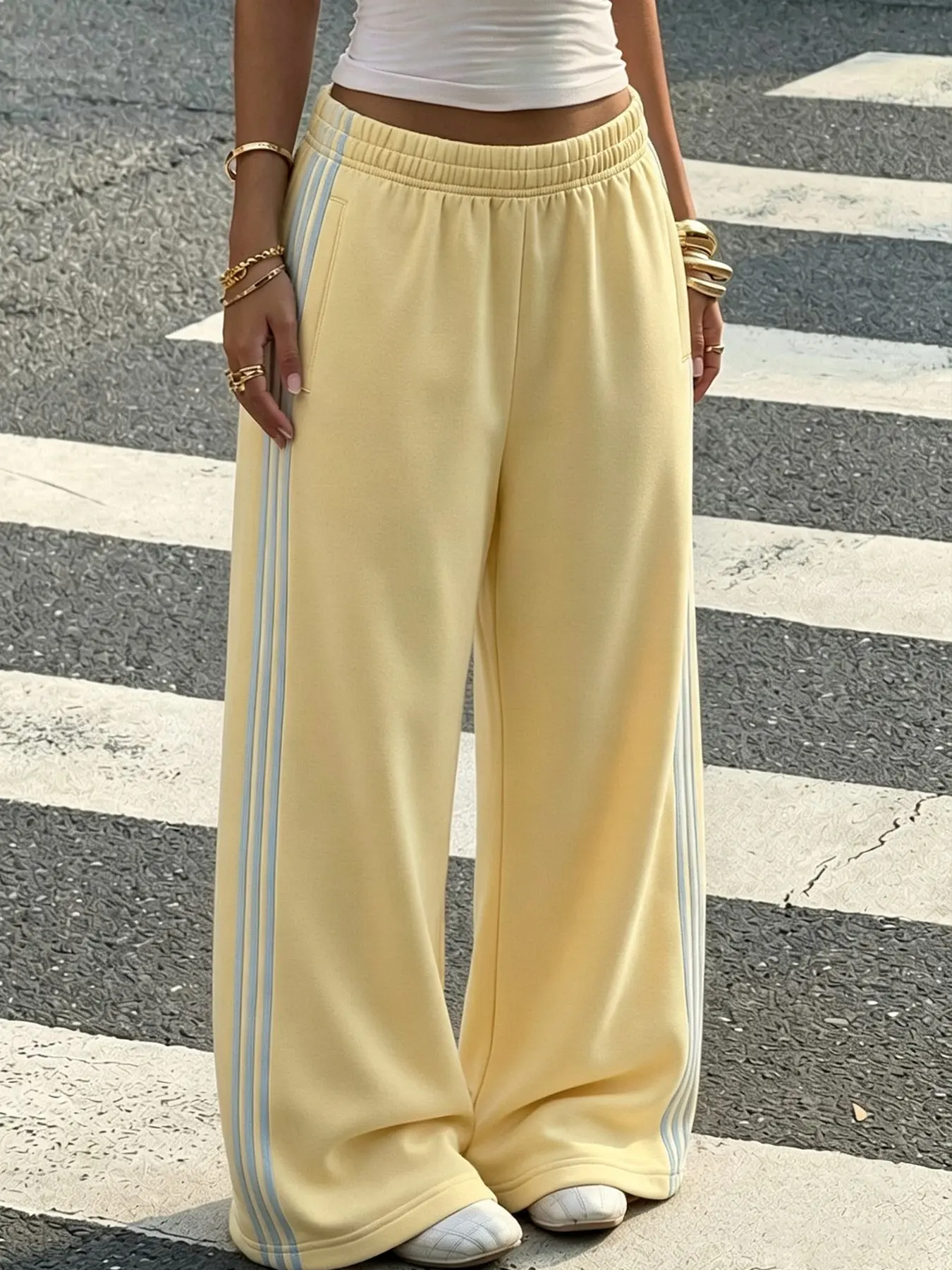 Yellow Striped Wide-Leg Sweatpants | High-Waist Stretchy Loose Casual Pants, Soft and Comfortable Loose Street-Style Everyday Wear, Women's Fashion Casual Pants #WideLegSweatpants #CasualLoungewear #WomensSportsPants