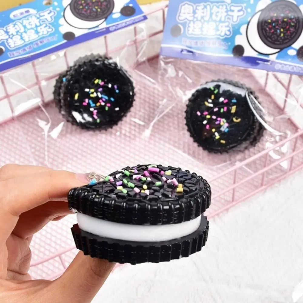 Simulation Oreo Stress Relief Squishy Toy, Creative Super Soft Cookie Cake Squeeze Gadget, Sandwich Biscuit Ball-Band Rubber Oobleck Antistress Toy squishry anxiety fidgets