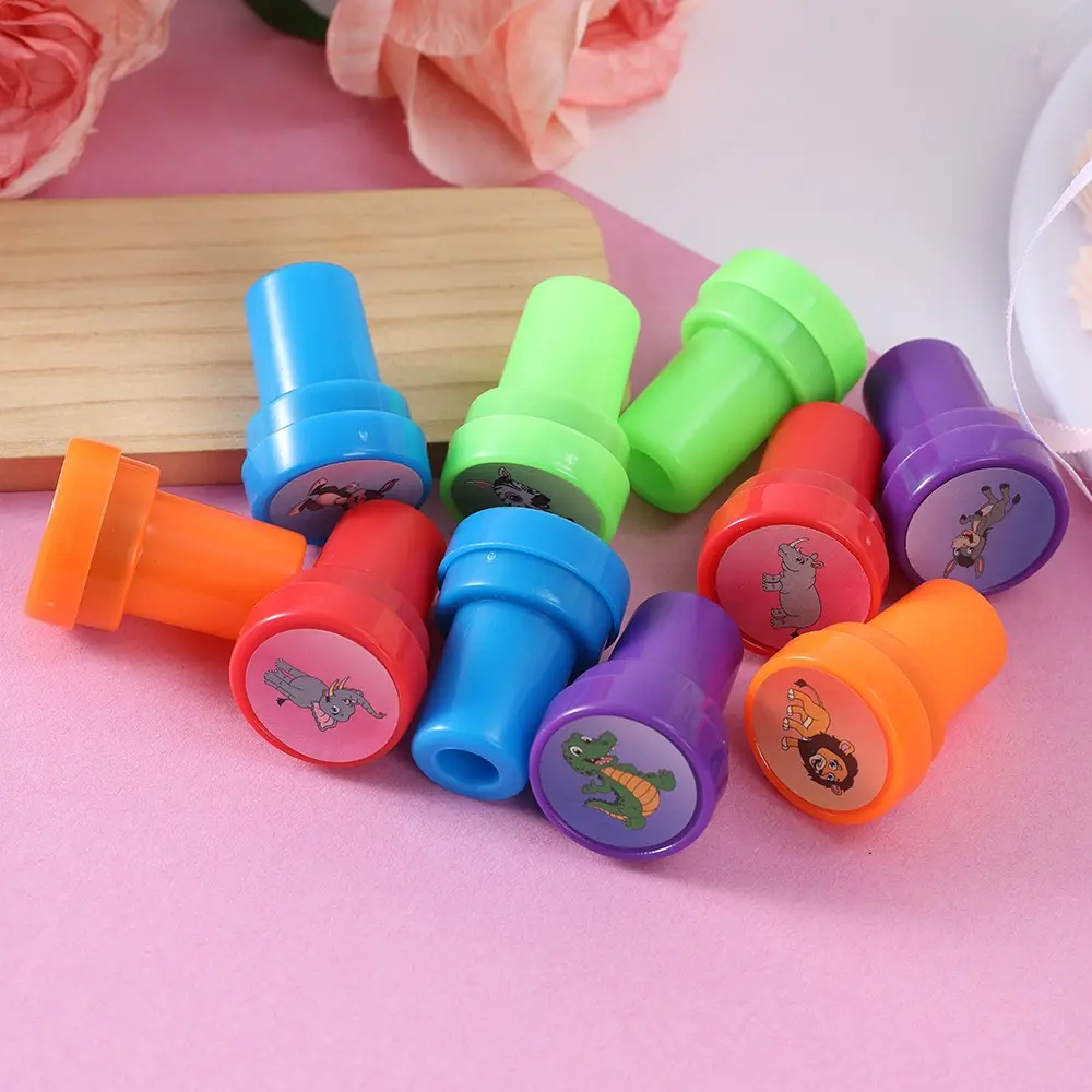 12 Cute Animal Stamps Set with Ink, Ideal for Classroom, DIY Crafts, Drawing, School Supplies, Educational Gift, Back-To-School, Christmas Gift