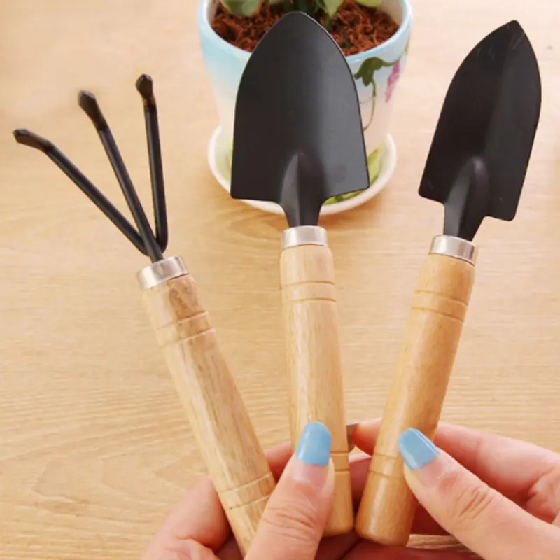 Small potted plant shovel, gardening tool set for flower planting and succulent cultivation, mini three-piece set, household iron shovel