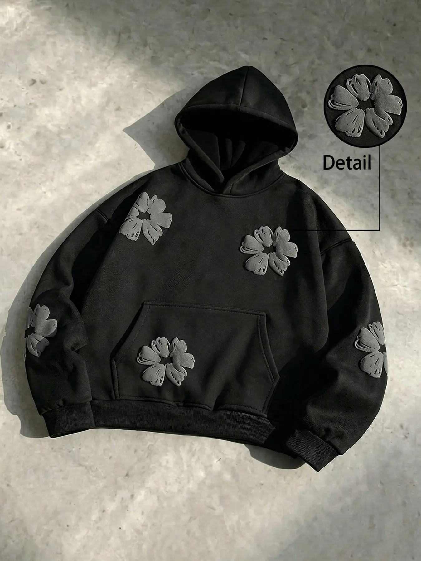 Fleece-lined hooded sweatshirt featuring a 3D puff floral design; a simple, loose-fitting, casual style perfect for autumn and winter warmth—a new 2026 basic edition.