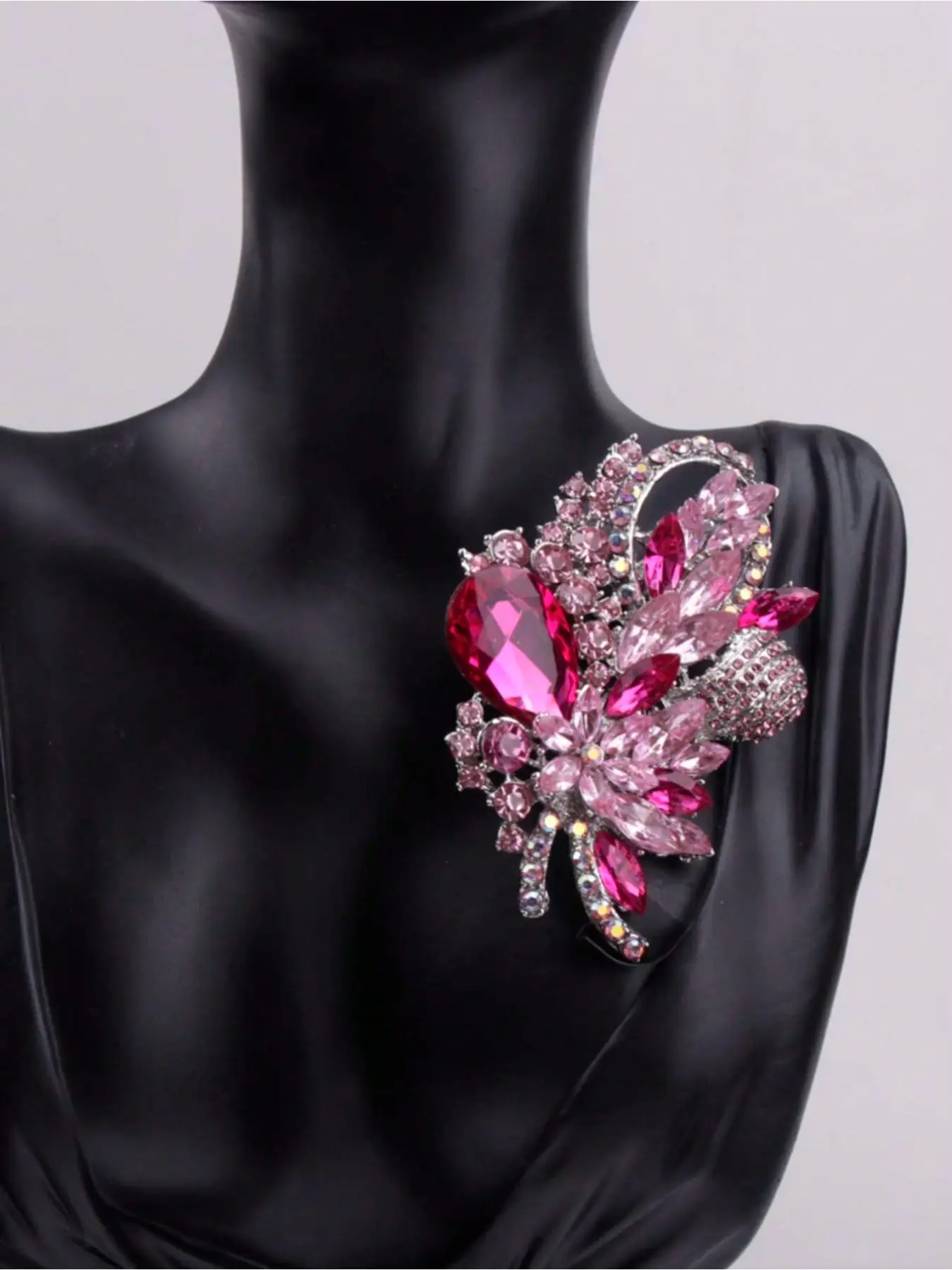 1-piece Luxury Fashion Women's Shiny Rhinestone Brooch, Women's Crystal Suit Jacket Flower Brooch