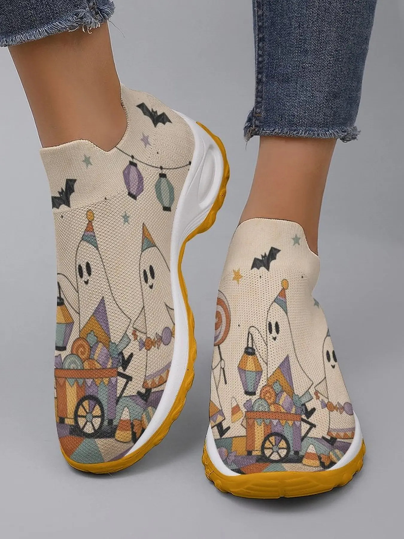 Halloween Cartoon Print Slip-On Shoes, Elastic Breathable Lightweight Casual Sneakers, Thick Sole Soft Bottom Fashion Shoes