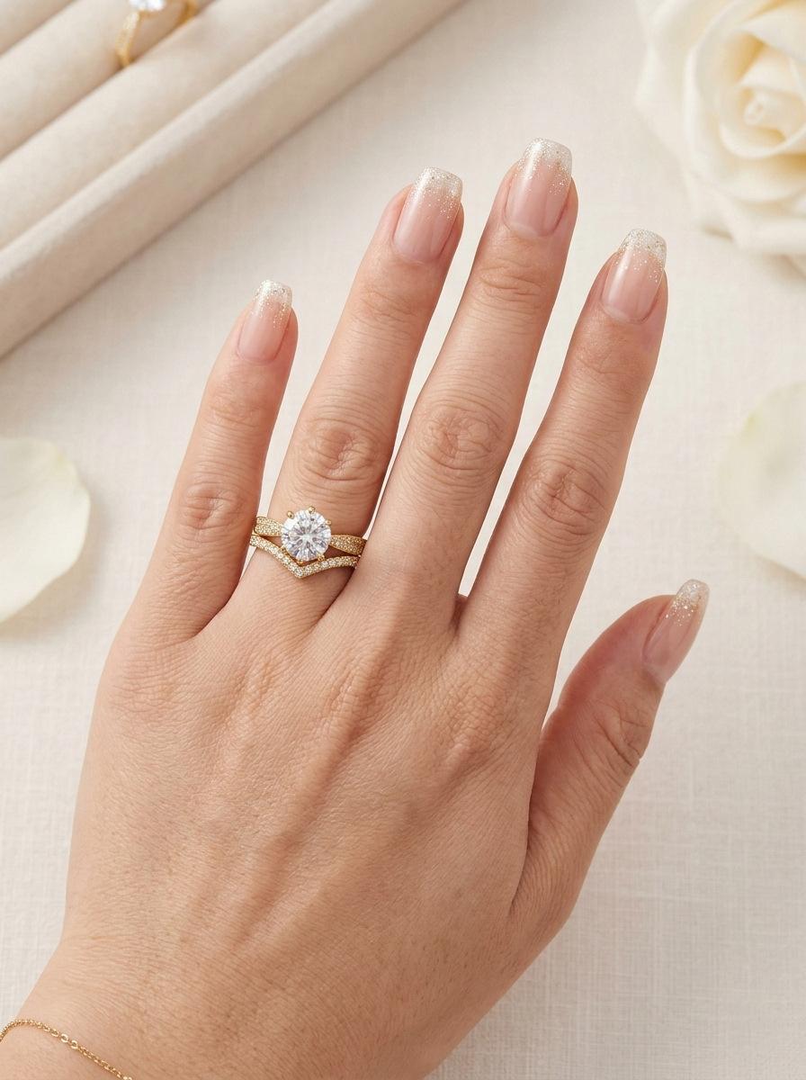 Elegant Golden Cubic Zirconia Ring Set for Women, Shiny Round Solitaire Bridal Stack Ring, Sparkly Wedding Engagement Anniversary Jewelry Gift for Her