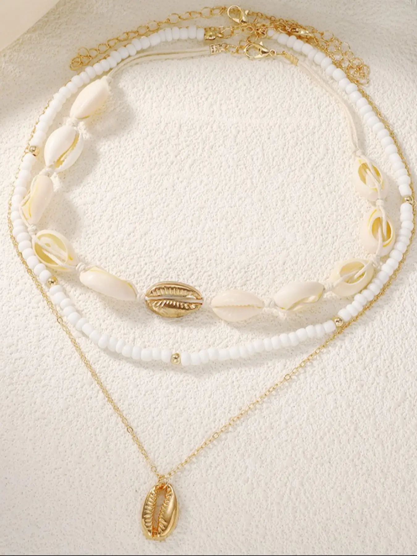 Boho Multi-Layer Cowrie Shell Choker Necklace, Summer Beach Layered Neck Chain, Trendy Vacation Casual Neck Accessories, Fashion Handmade Stackable Neck Jewelry for Women Teen Girls Daily Holiday Outfits, Beaded Layering Necklace