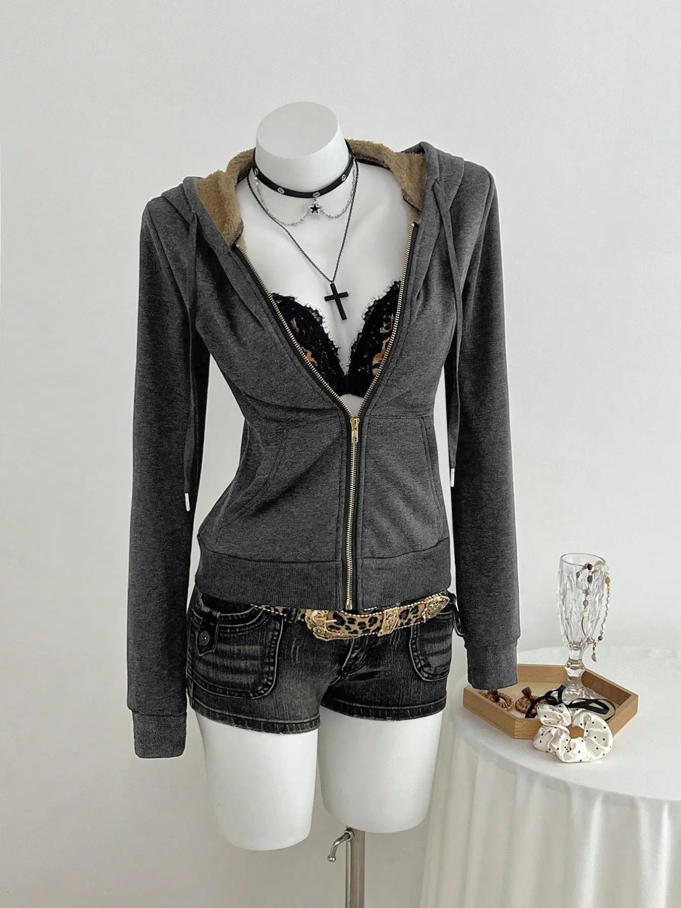 1 Piece Women Fleece Lined Zip Up Hooded Cropped Jacket, Drawstring Hood Pocket Casual Short Outer Coat