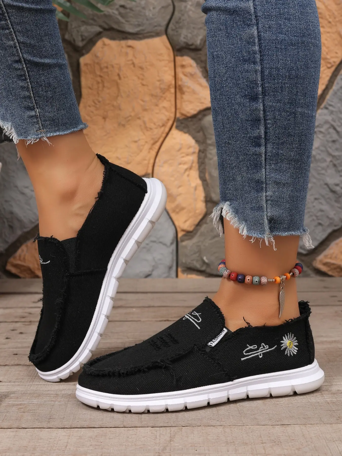 Vintage Fringe Canvas Loafers for Women, Daisy Embroidery Slip-On Casual Shoes, Anti-Slip Thick Sole Breathable Comfortable Footwear, Bohemian Flat Shoes