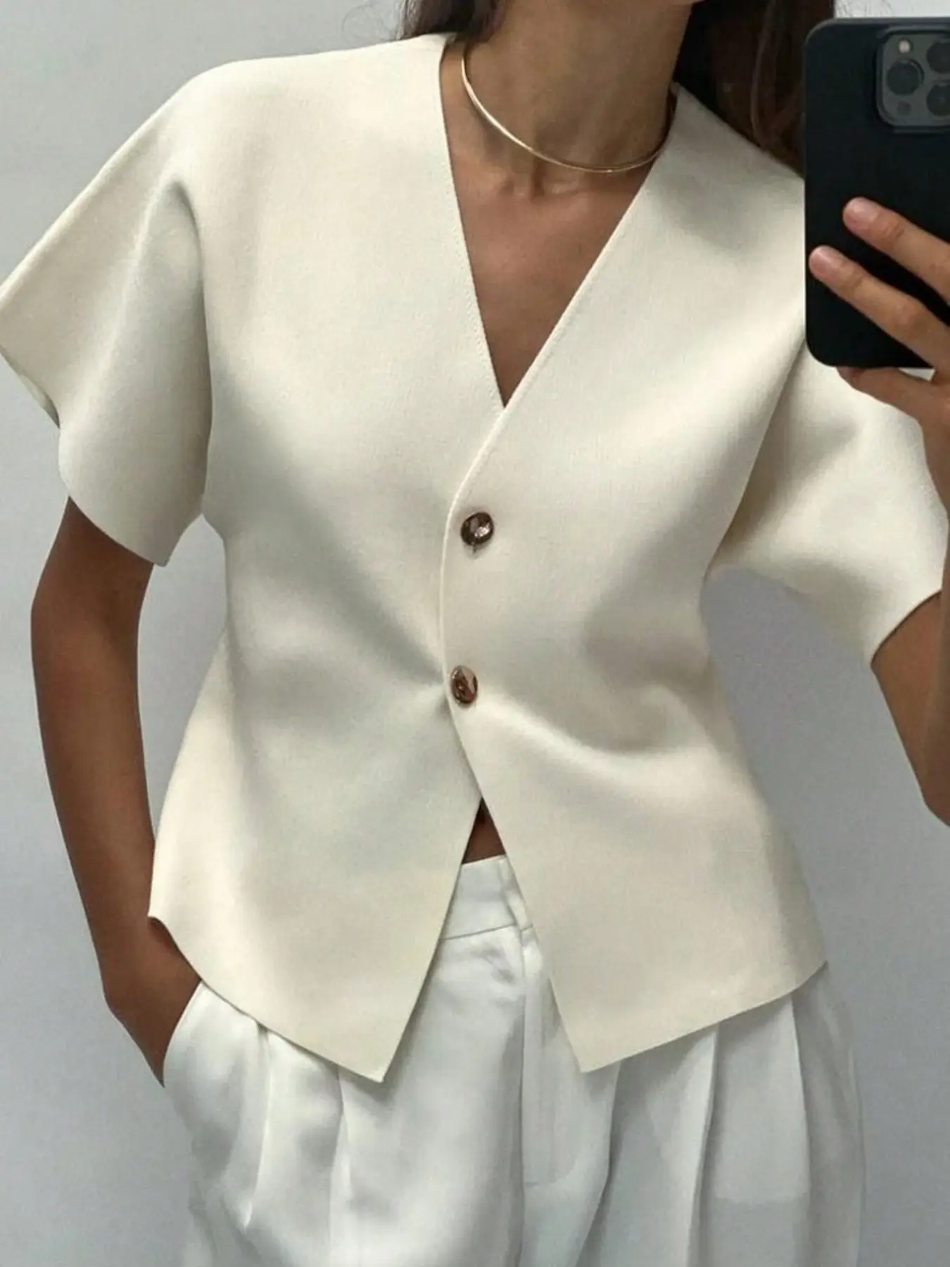 Minimalist V-Neck Short Sleeve Knitted Top, Wide Batwing Sleeves, Loose-Fitting Casual Cardigan, Solid Color, Unlined, No Collar, Fashion, Aesthetic