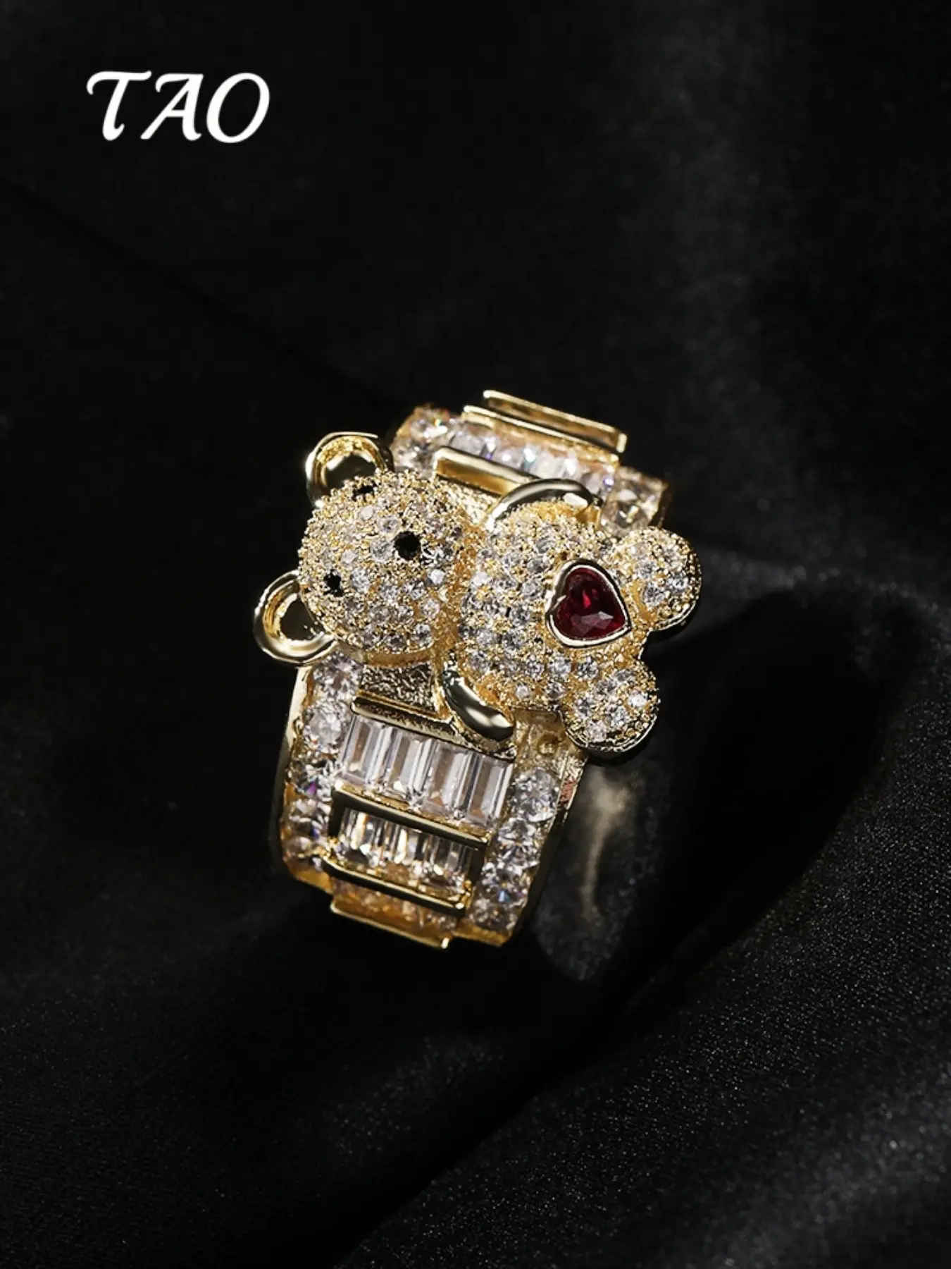 TAO-Creative Cute Bear Ring with Zirconia, Adjustable Open Ring, Hip Hop Style, Unisex, Perfect Gift for Birthday and Anniversary