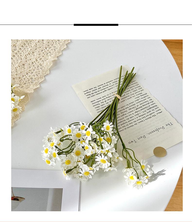 Chamomile artificial flower bouquet, small daisy fake flowers, living room decoration, table flower arrangement, decorative bouquet, photography prop
