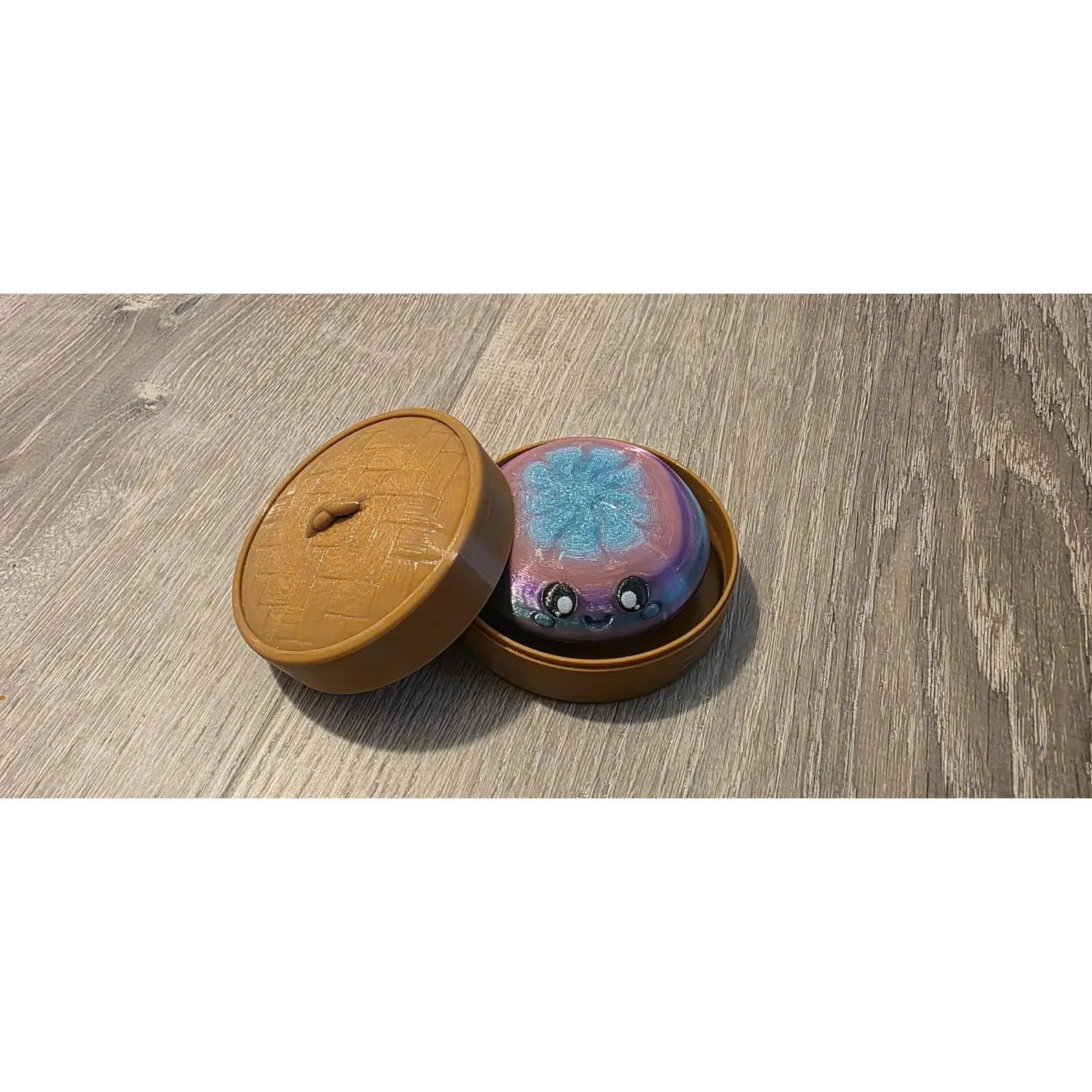 Big Kawaii Dumpling Clicker Toy – Fun Stress Relief for Kids and Adults