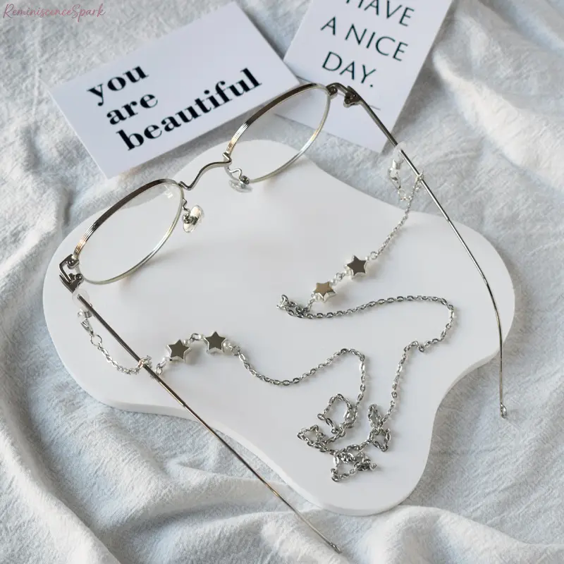 Women’s Star Charm Metal Eyeglass Chain, stylish dual-purpose anti-lost neck lanyard fits sunglasses and face masks, delicate decorative eyewear accessory for daily streetwear, shopping trips and casual date outfit matching.