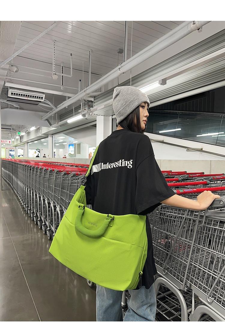 Dry and wet separation storage crossbody bag 2026 new Hong Kong style large-capacity shoulder bag versatile sports outdoor fitness bag