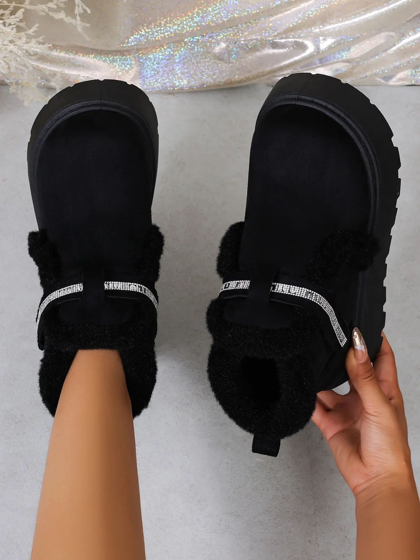 Women's Rhinestone Trim Faux Fur Ankle Boots, Thick Warm Lining Round Toe, Non-Slip Sole, Perfect for Winter Outdoors & Daily Wear