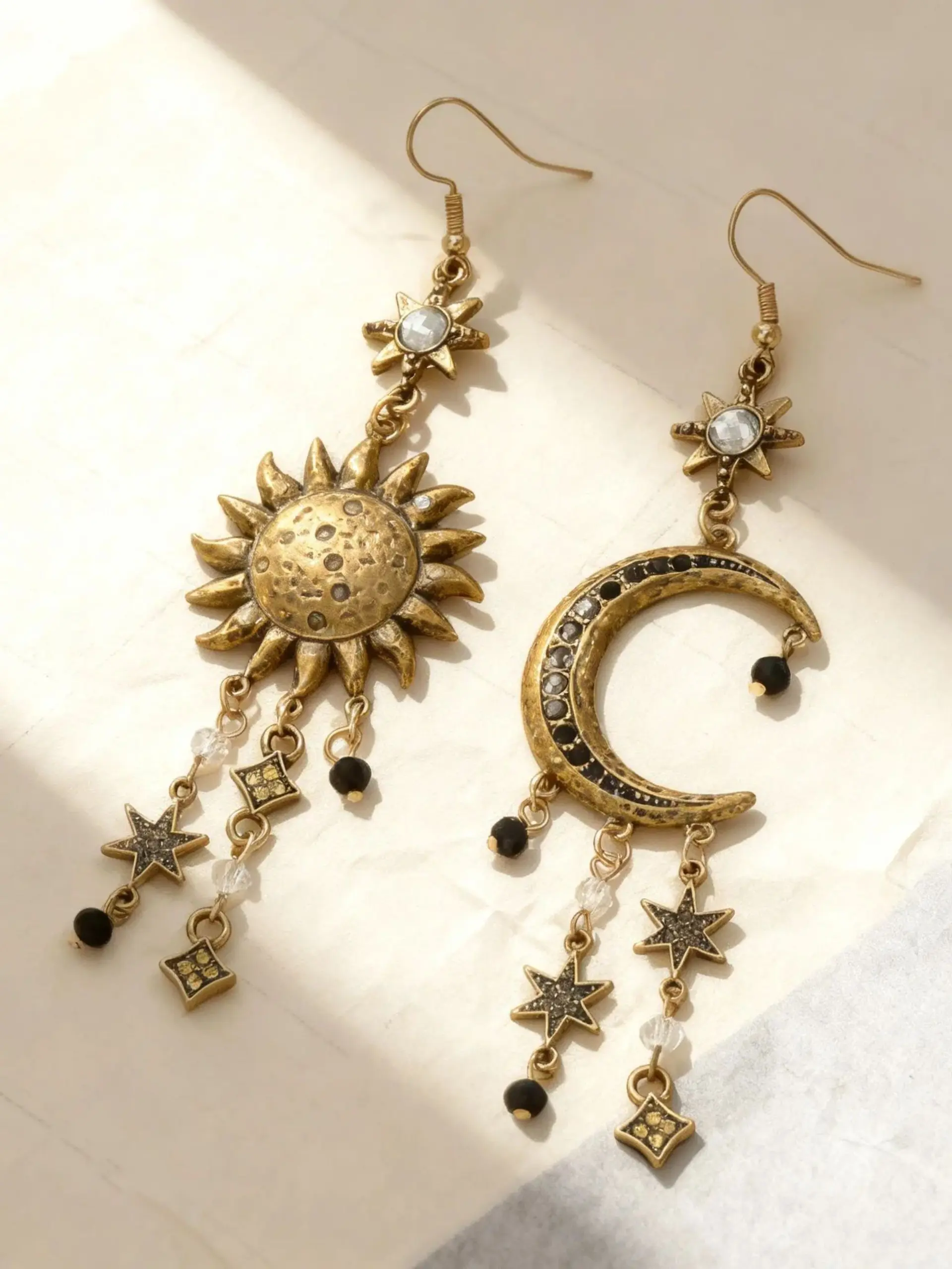 2 Pcs Fashion Exaggerated Long Sun Moon Retro Star Moon Earrings, Vintage Style Women's Ear Rings, Unique and Eye-Catching Jewelry Accessory